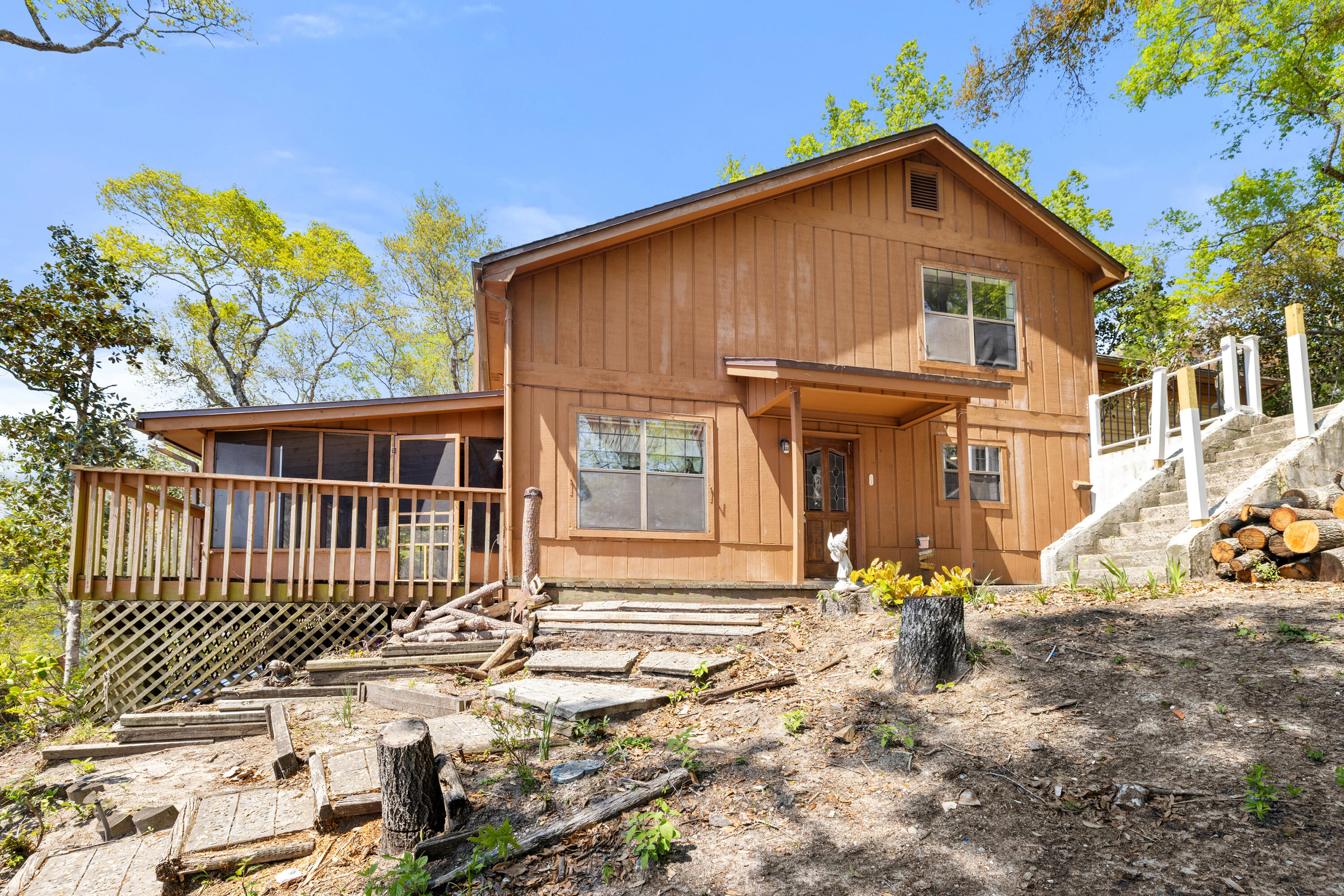 LAKE SHARON ESTATES - Residential