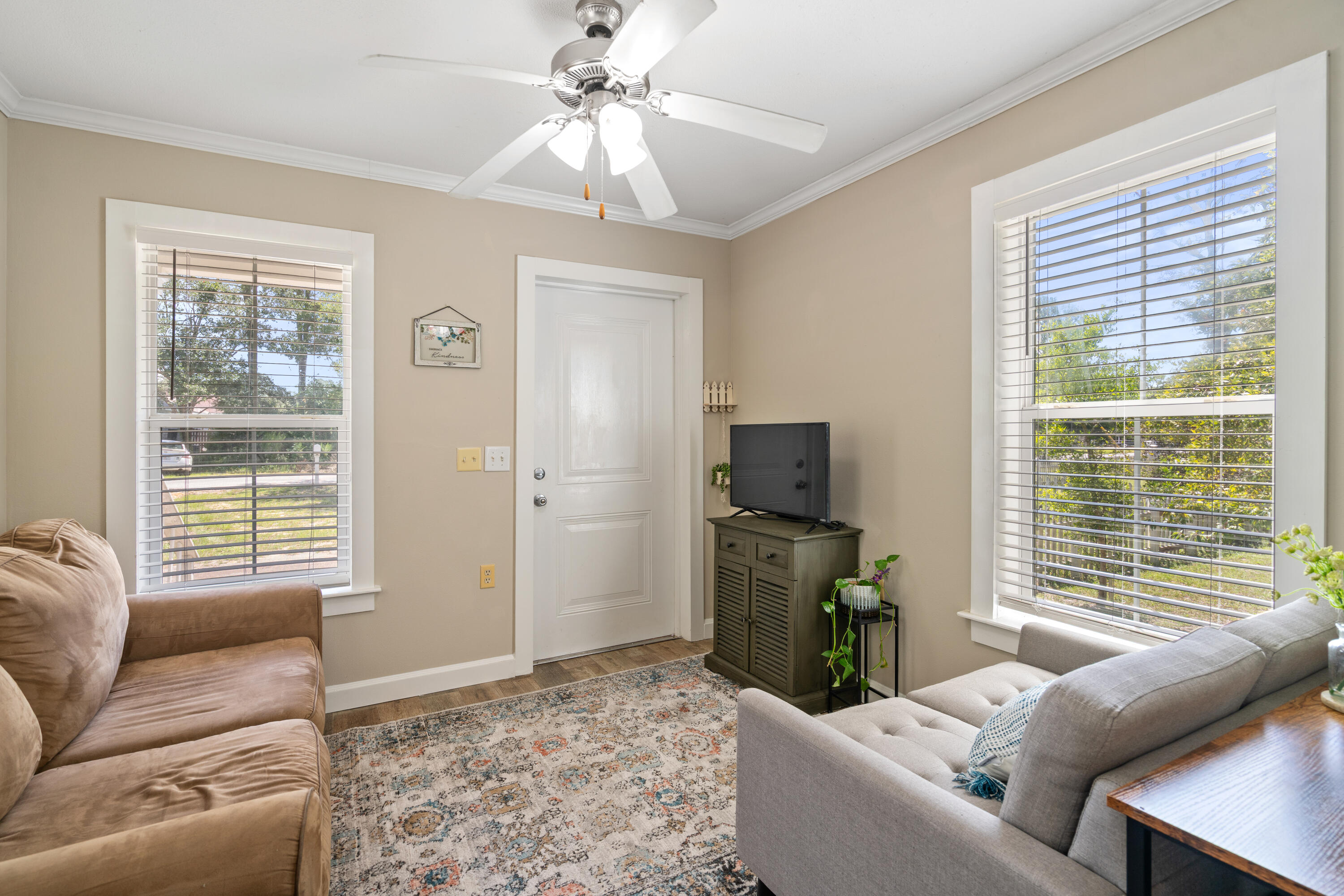 METES & BOUNDS - Residential Lease