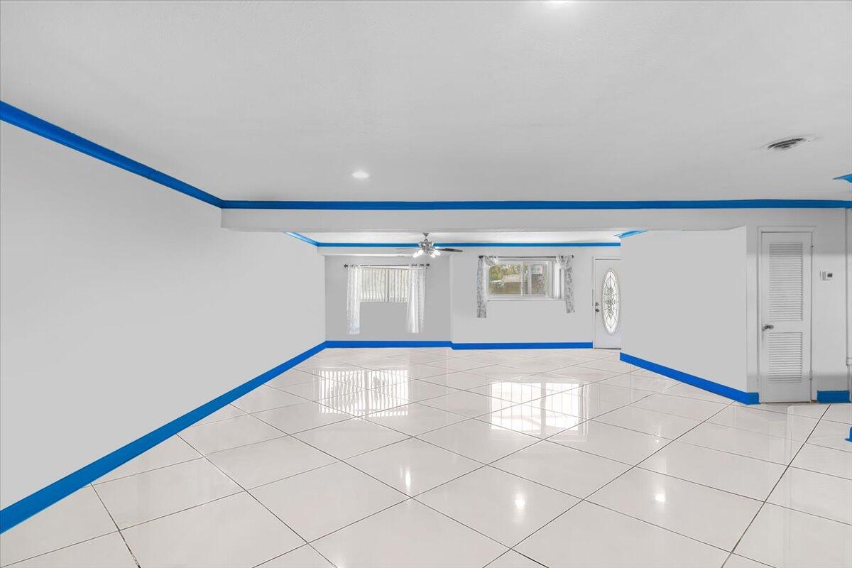 SKY CREST - Residential