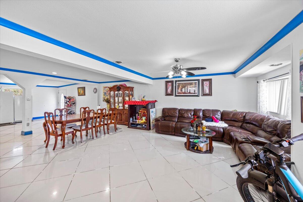 SKY CREST - Residential