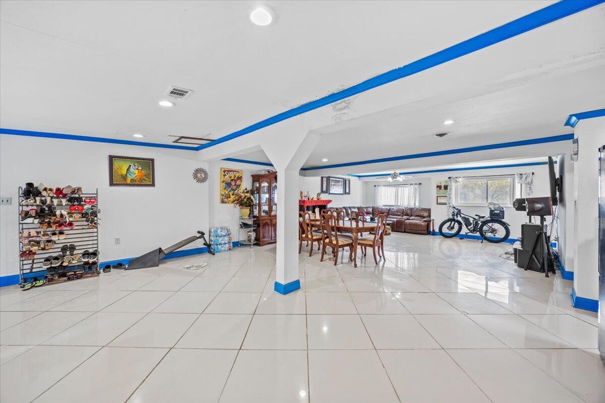 SKY CREST - Residential