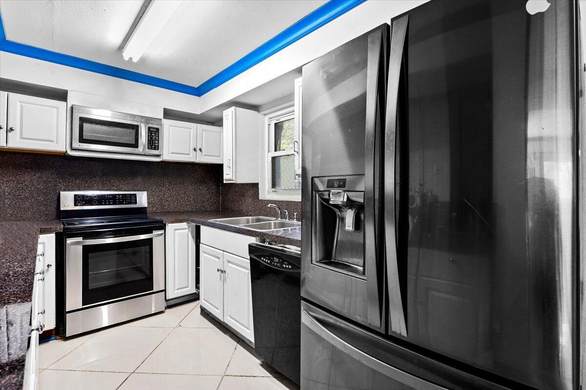 SKY CREST - Residential