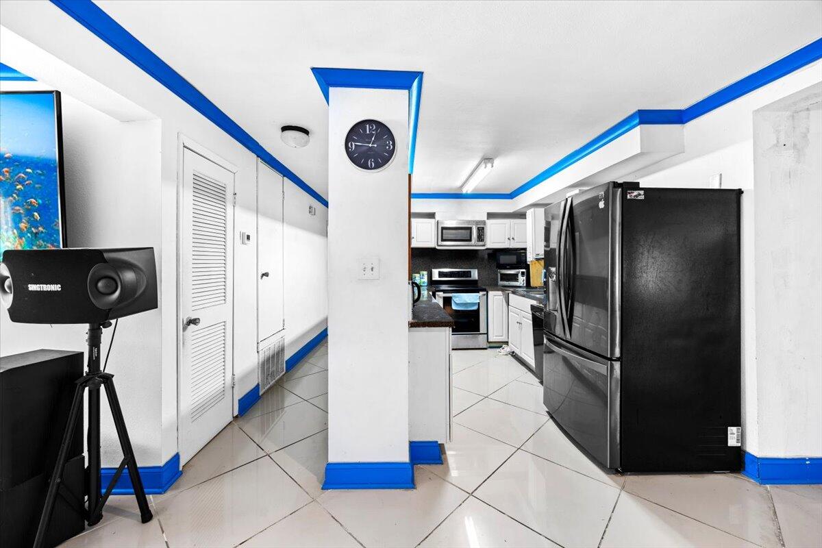 SKY CREST - Residential