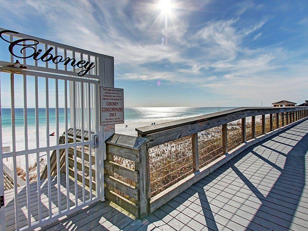 CIBONEY CONDO - Residential