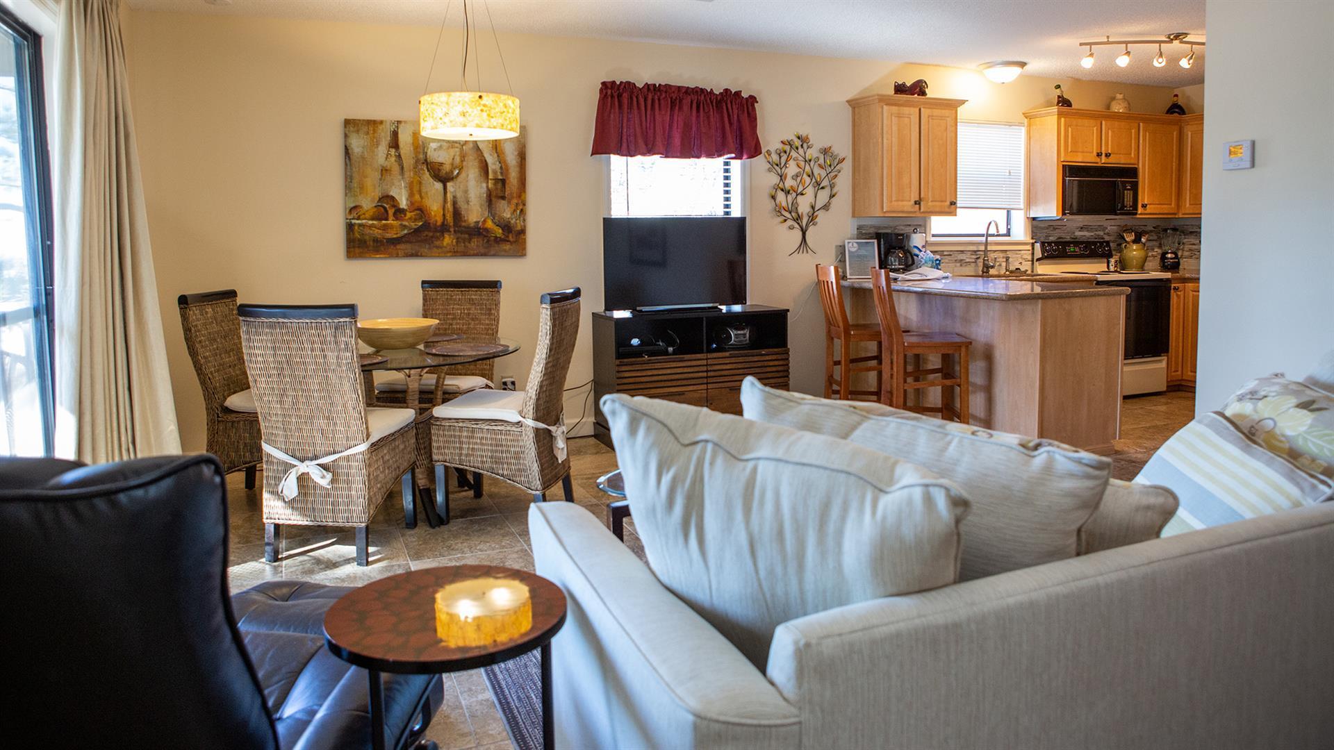 BEACHWOOD VILLAS CONDO - Residential