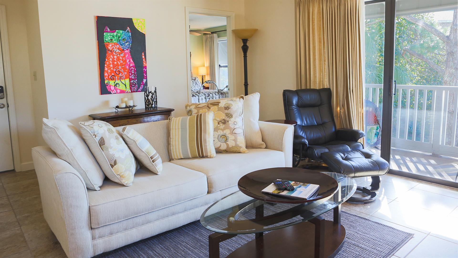 BEACHWOOD VILLAS CONDO - Residential