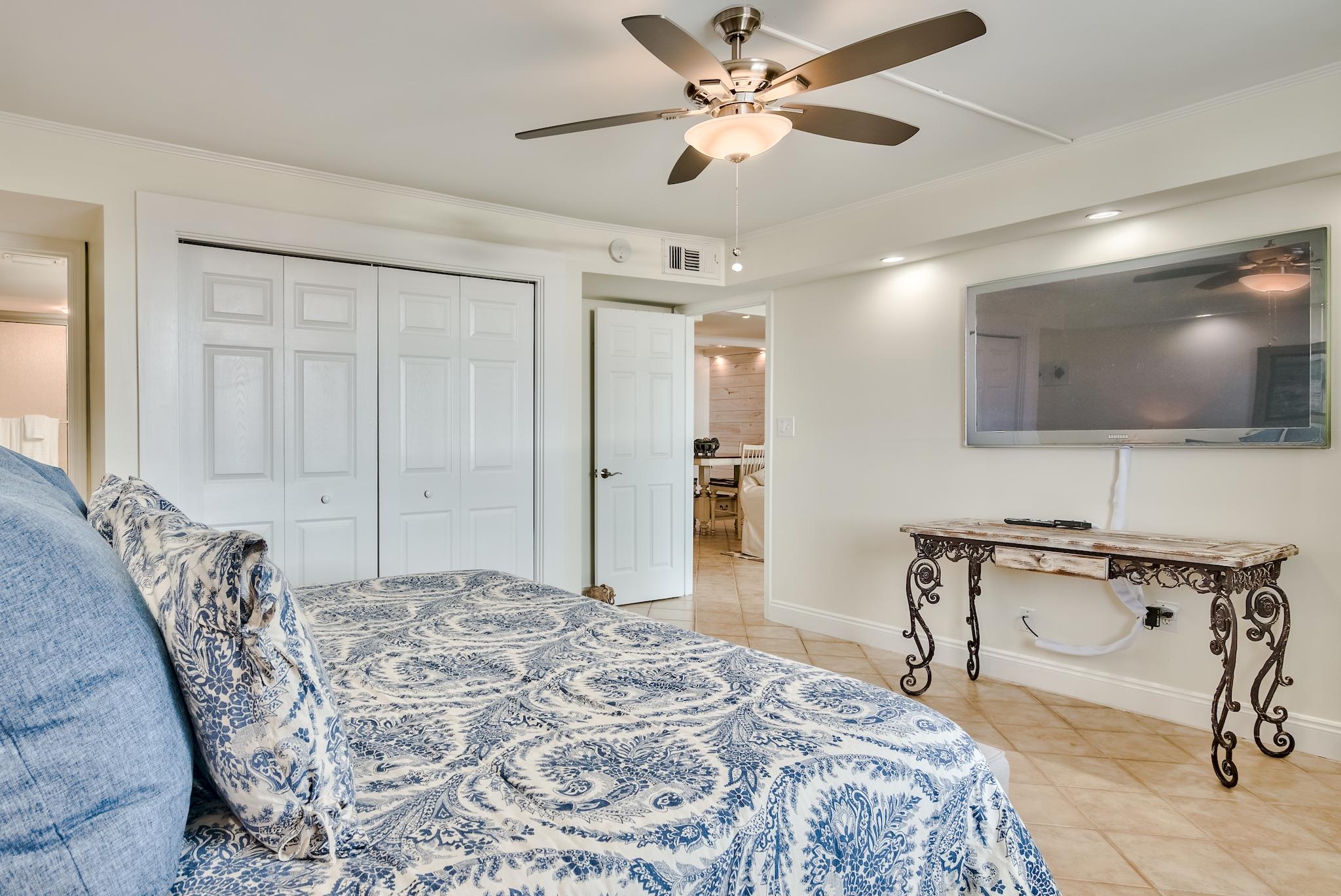 DOLPHIN POINT CONDO - Residential