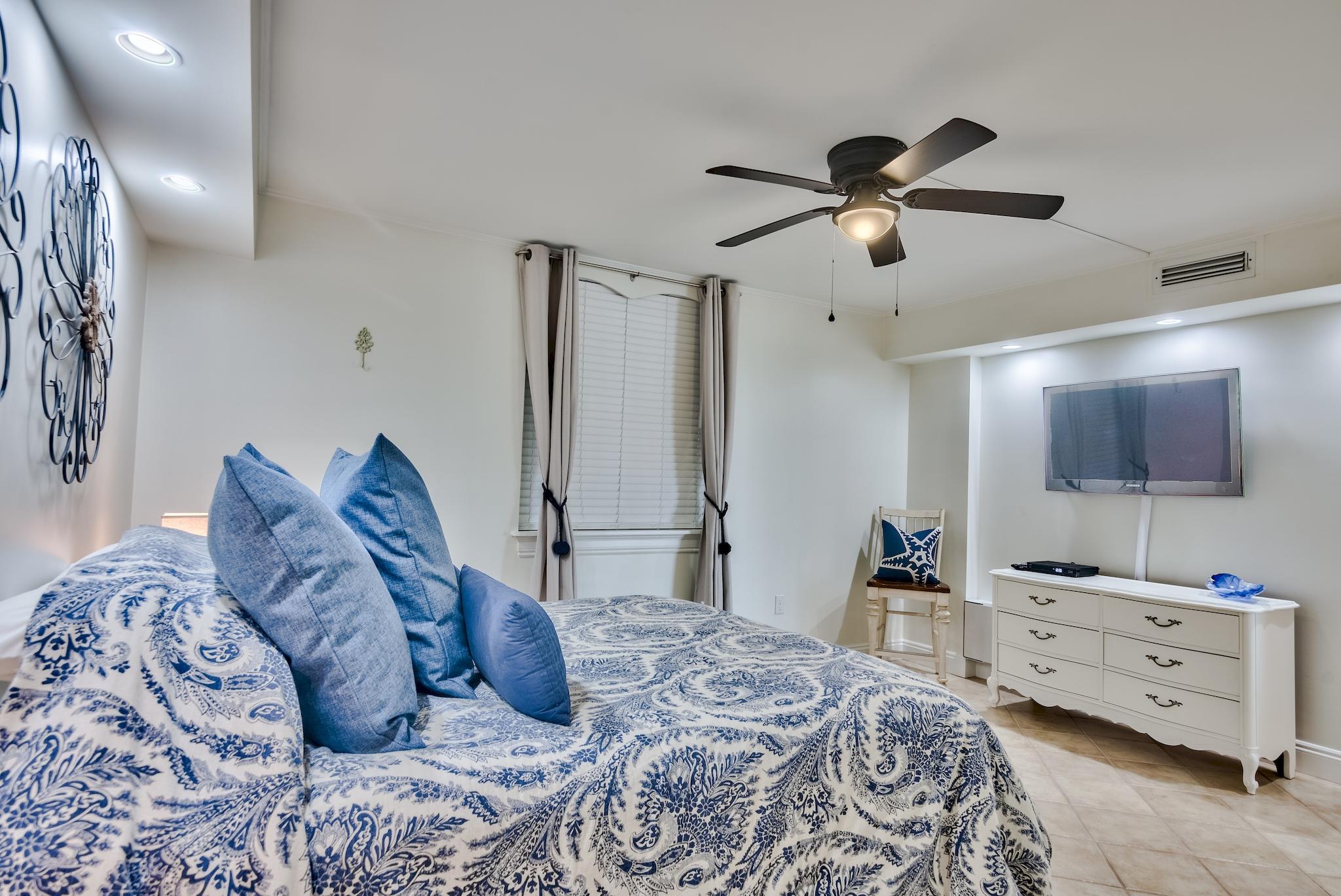 DOLPHIN POINT CONDO - Residential