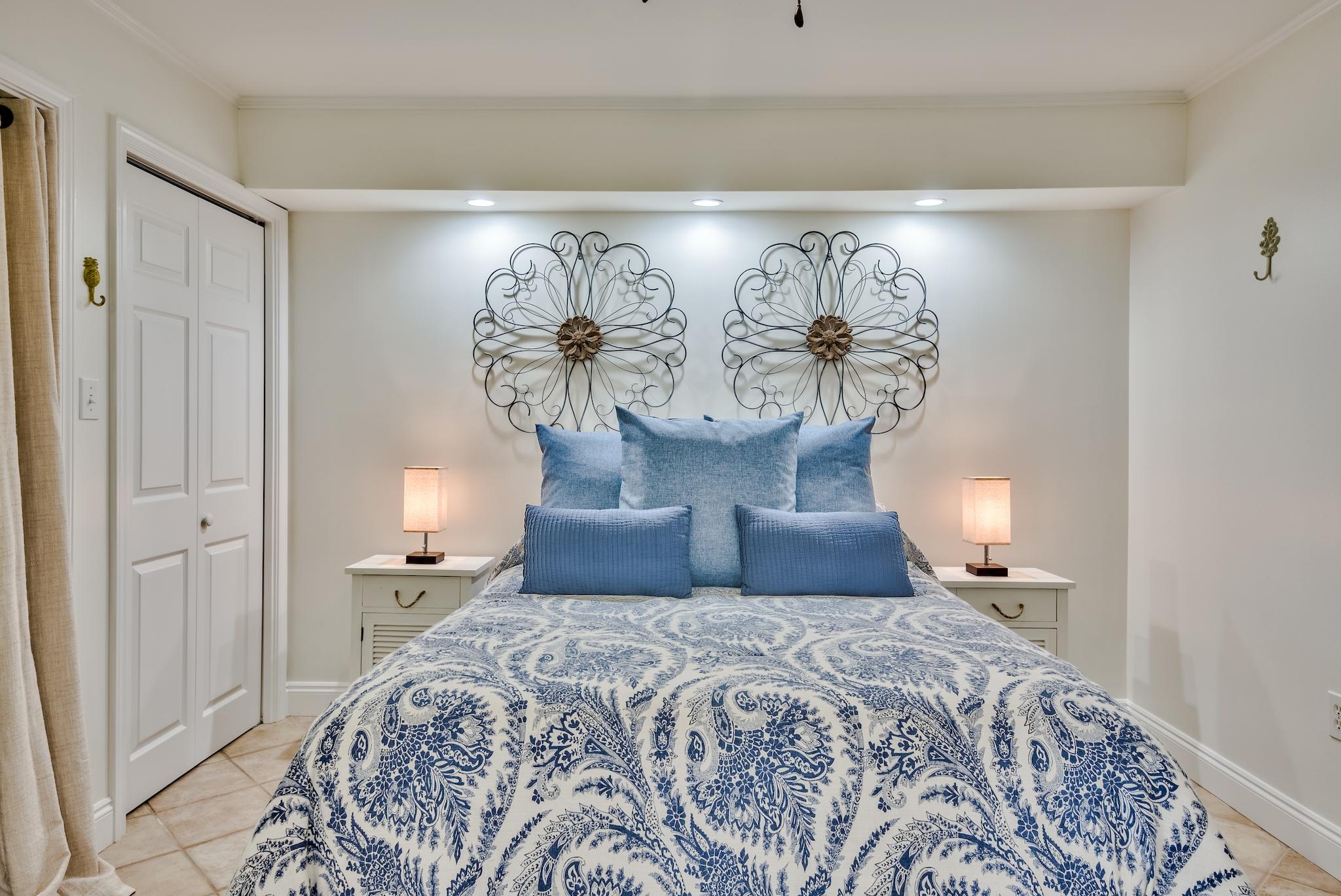 DOLPHIN POINT CONDO - Residential