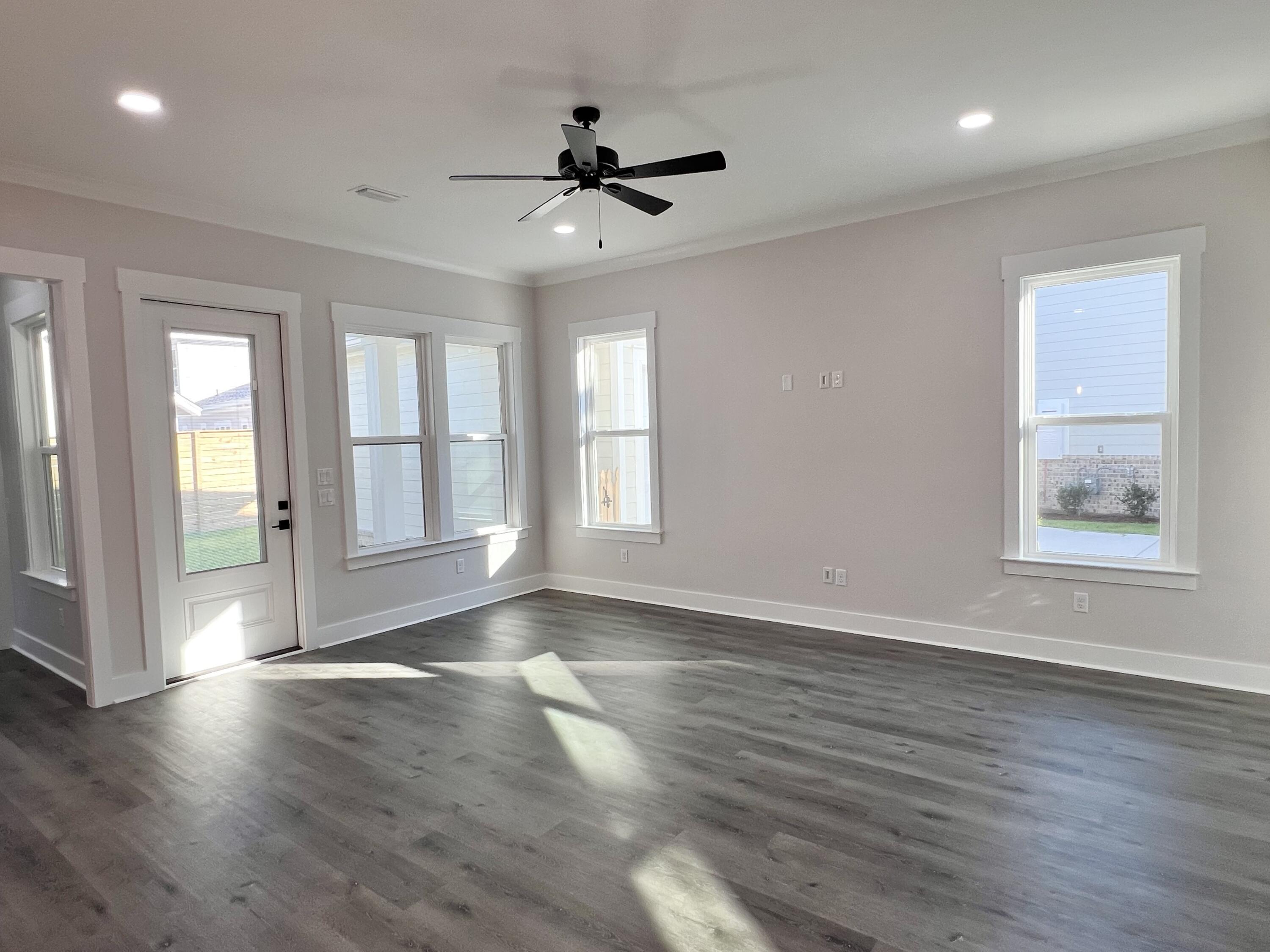 Deer Moss Creek - Residential