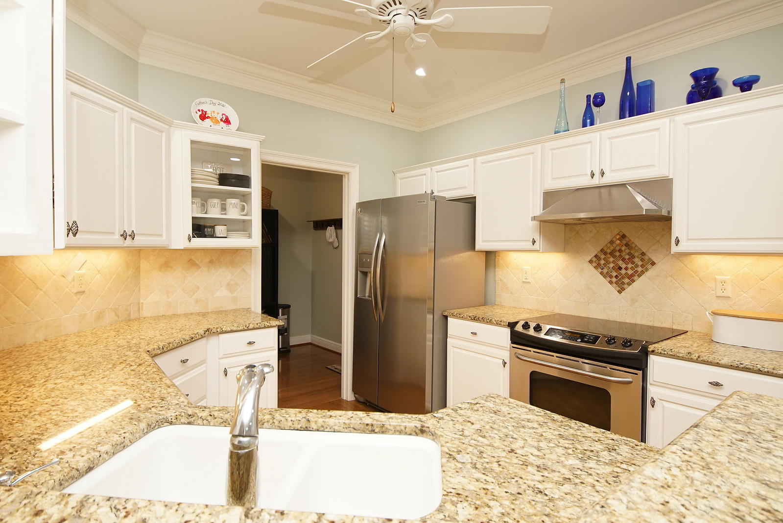 OAKMONT PLACE - Residential