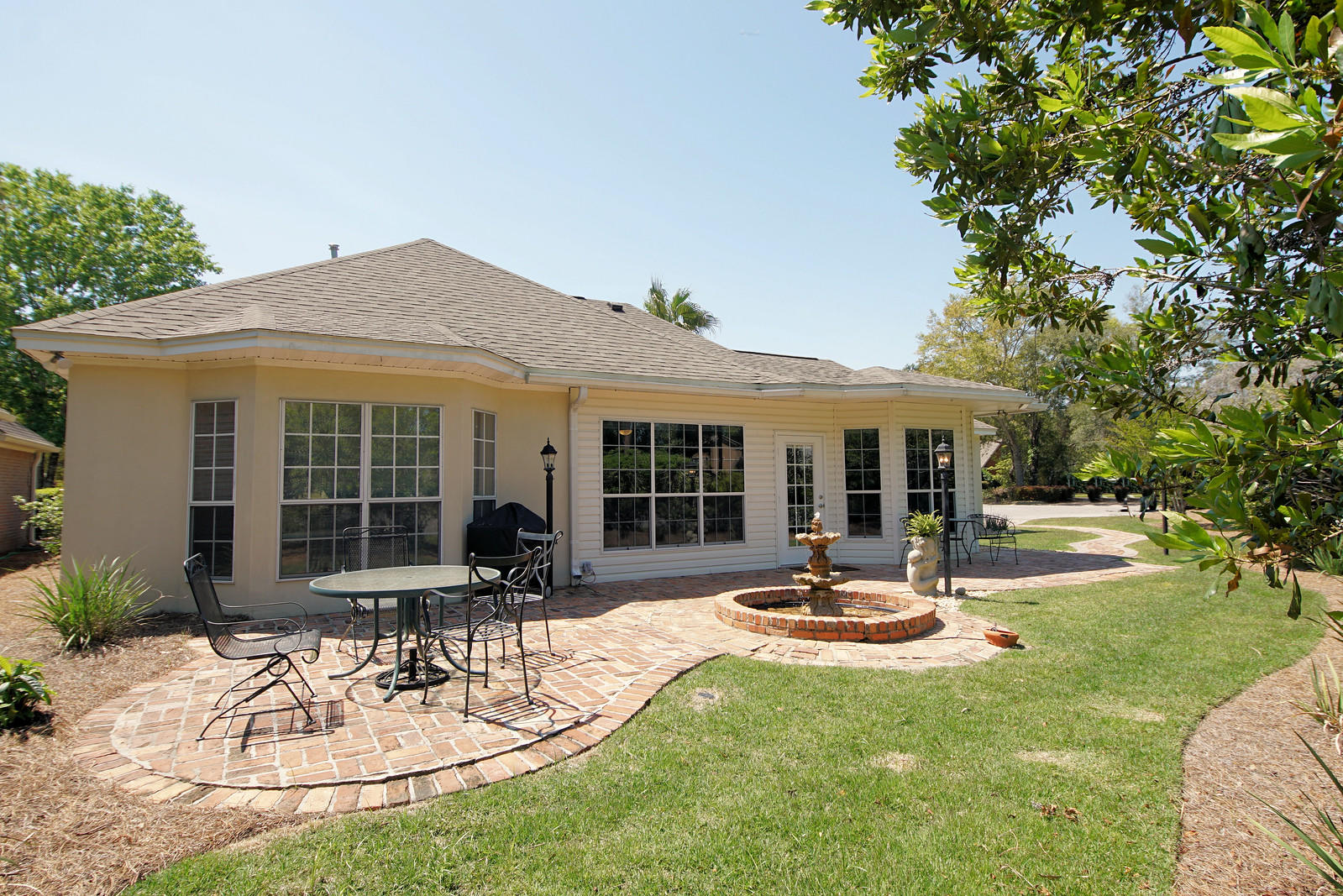 OAKMONT PLACE - Residential