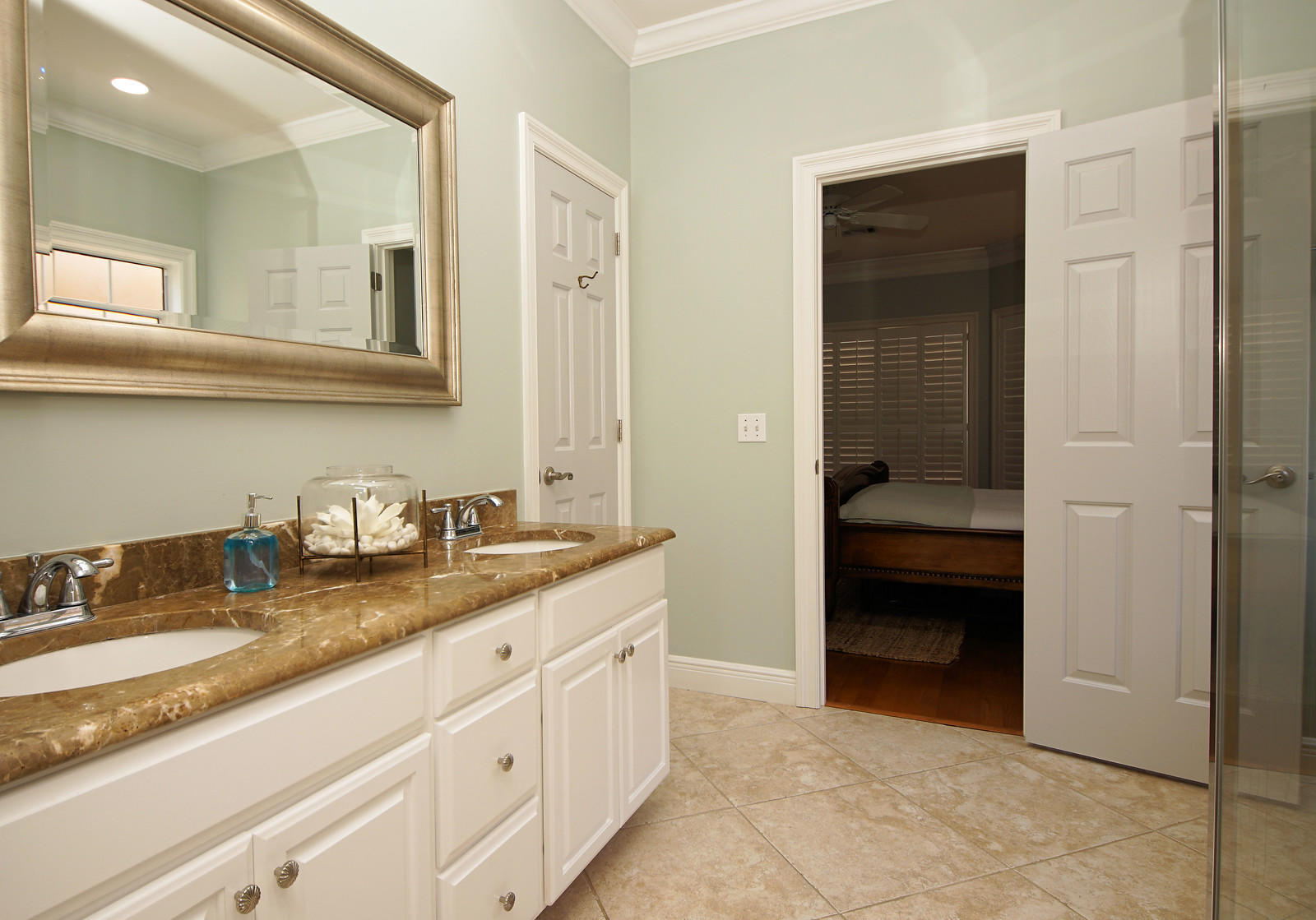 OAKMONT PLACE - Residential