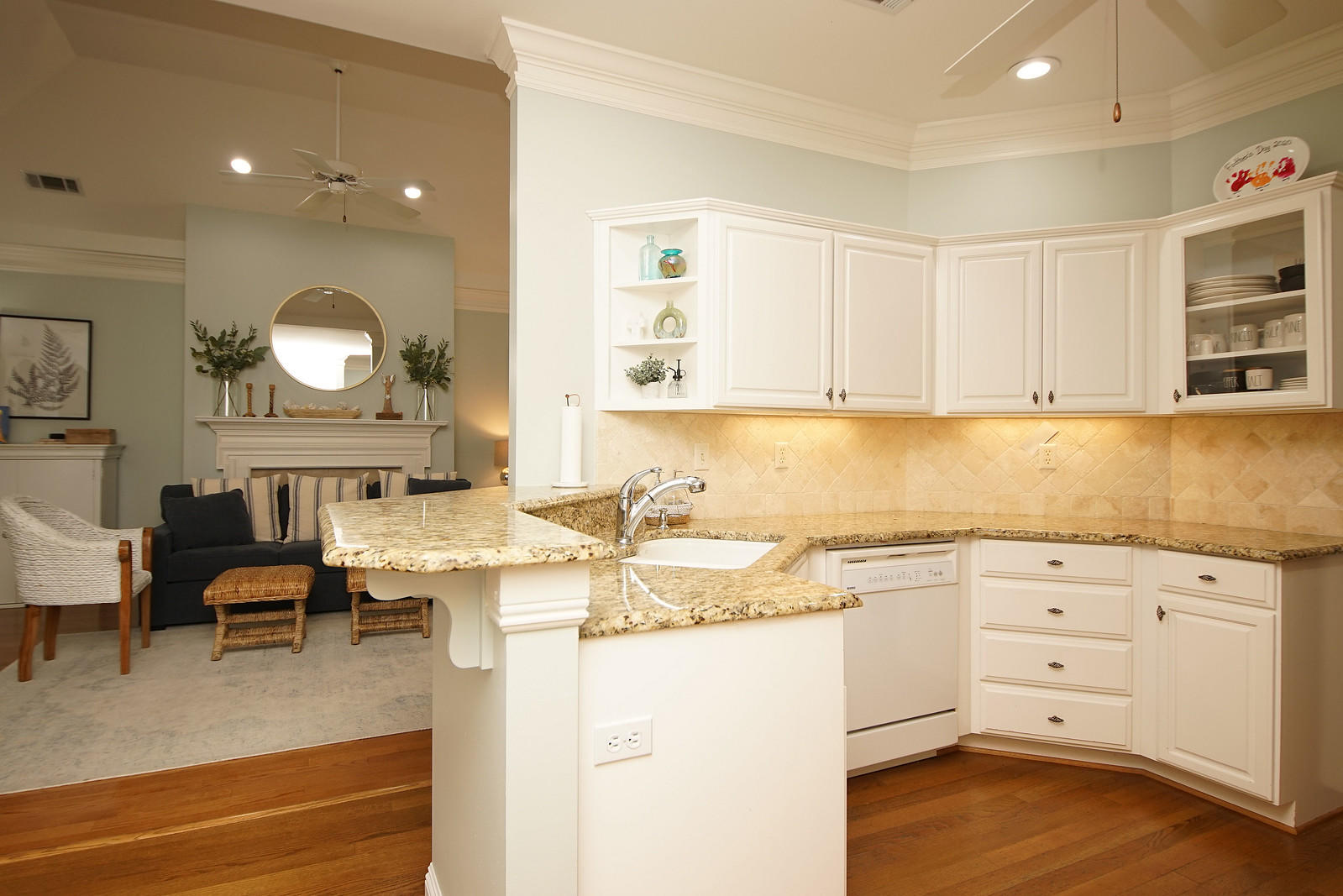 OAKMONT PLACE - Residential