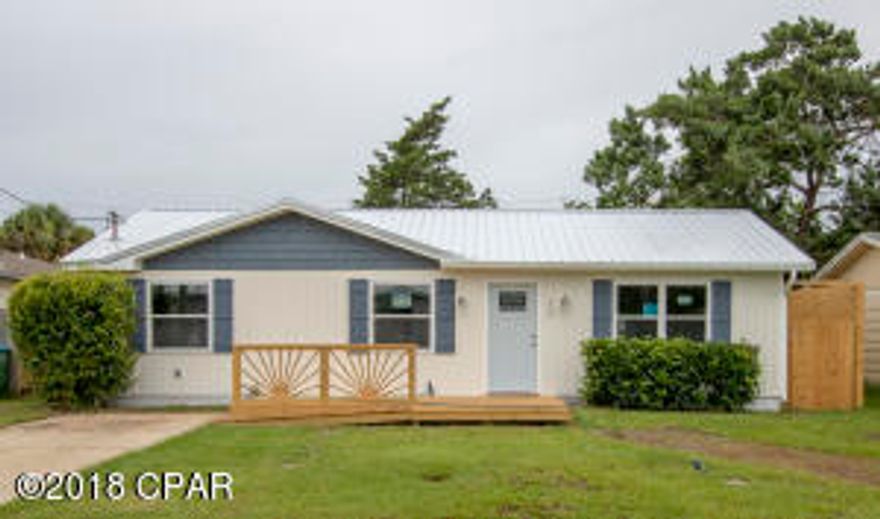 Three Bedroom, Two Bathroom Remodeled Home In Panama City Beach.