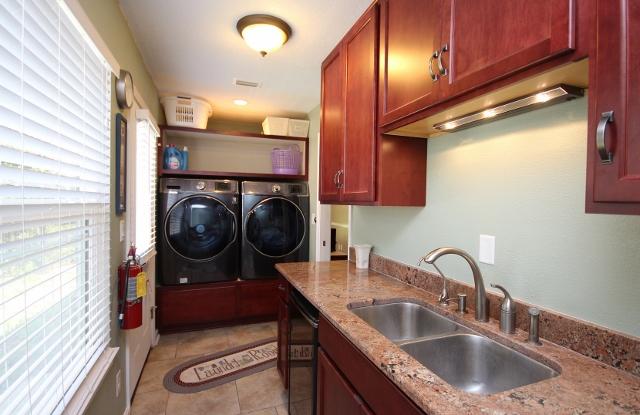 CARIBBEAN VILLAGE WEST 2 - Residential