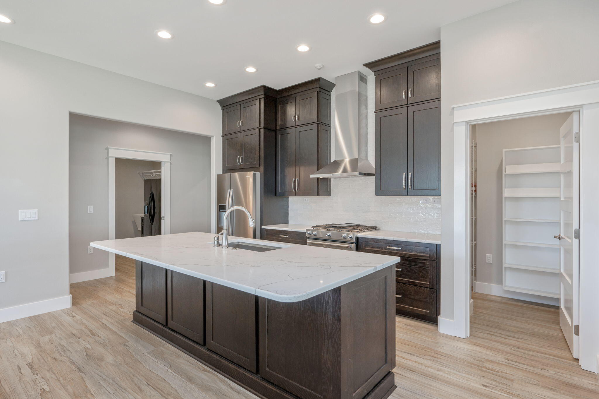 WATKINS COVE - Residential