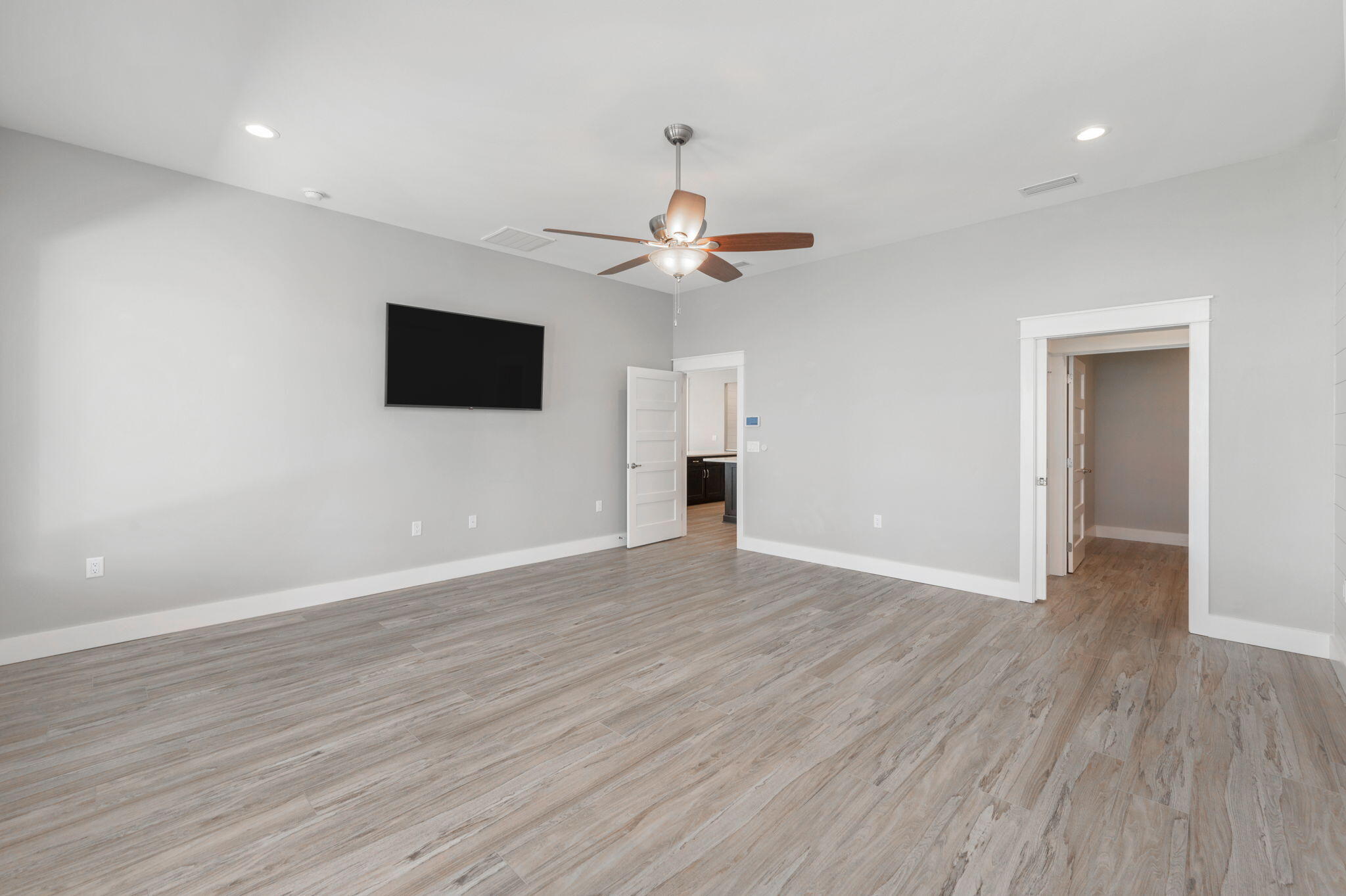 WATKINS COVE - Residential