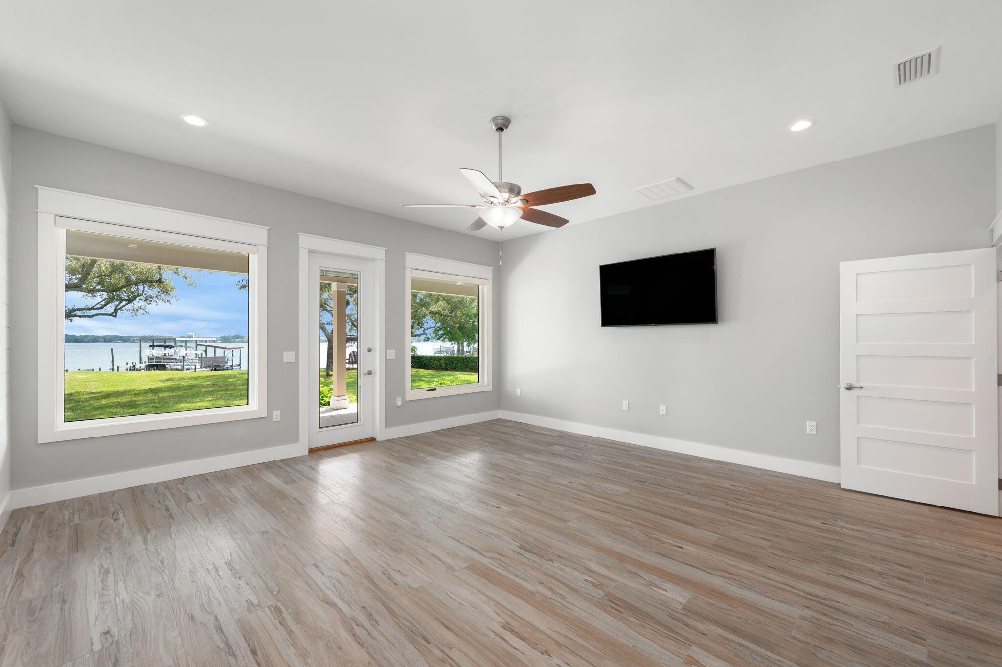 WATKINS COVE - Residential