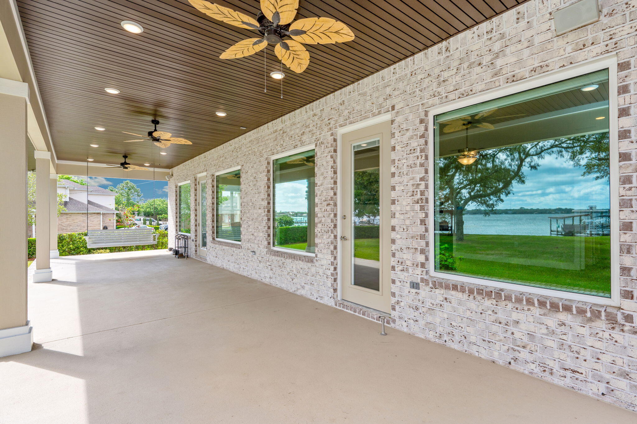 WATKINS COVE - Residential