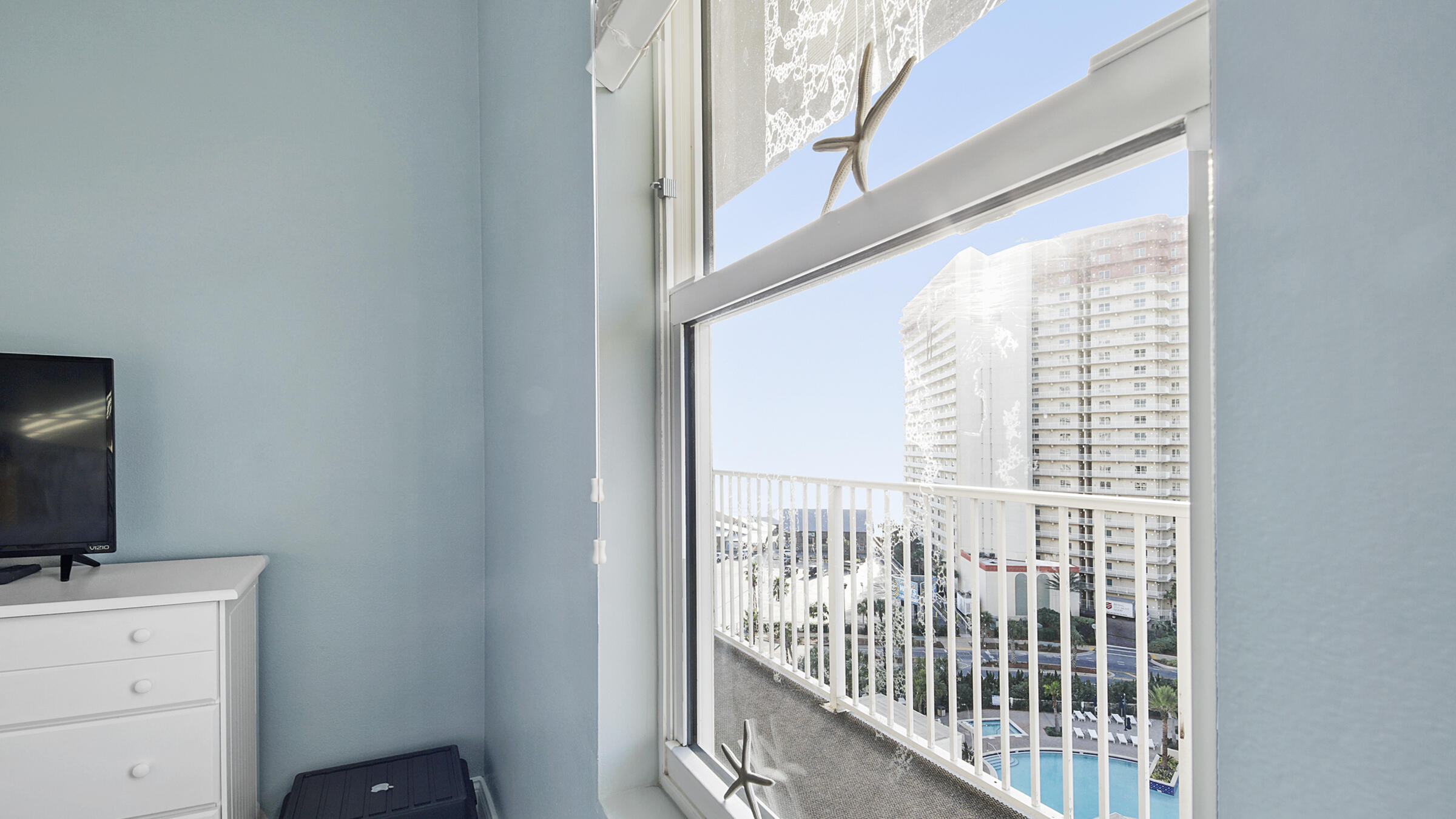 Laketown Wharf - Residential