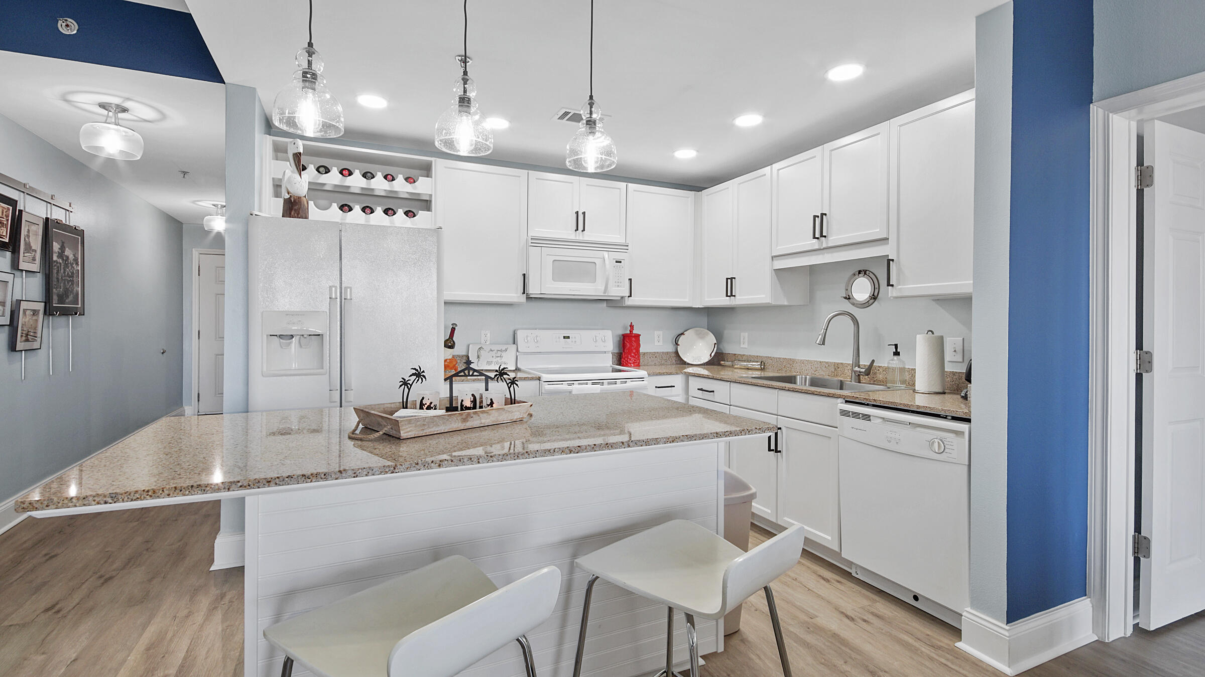 Laketown Wharf - Residential