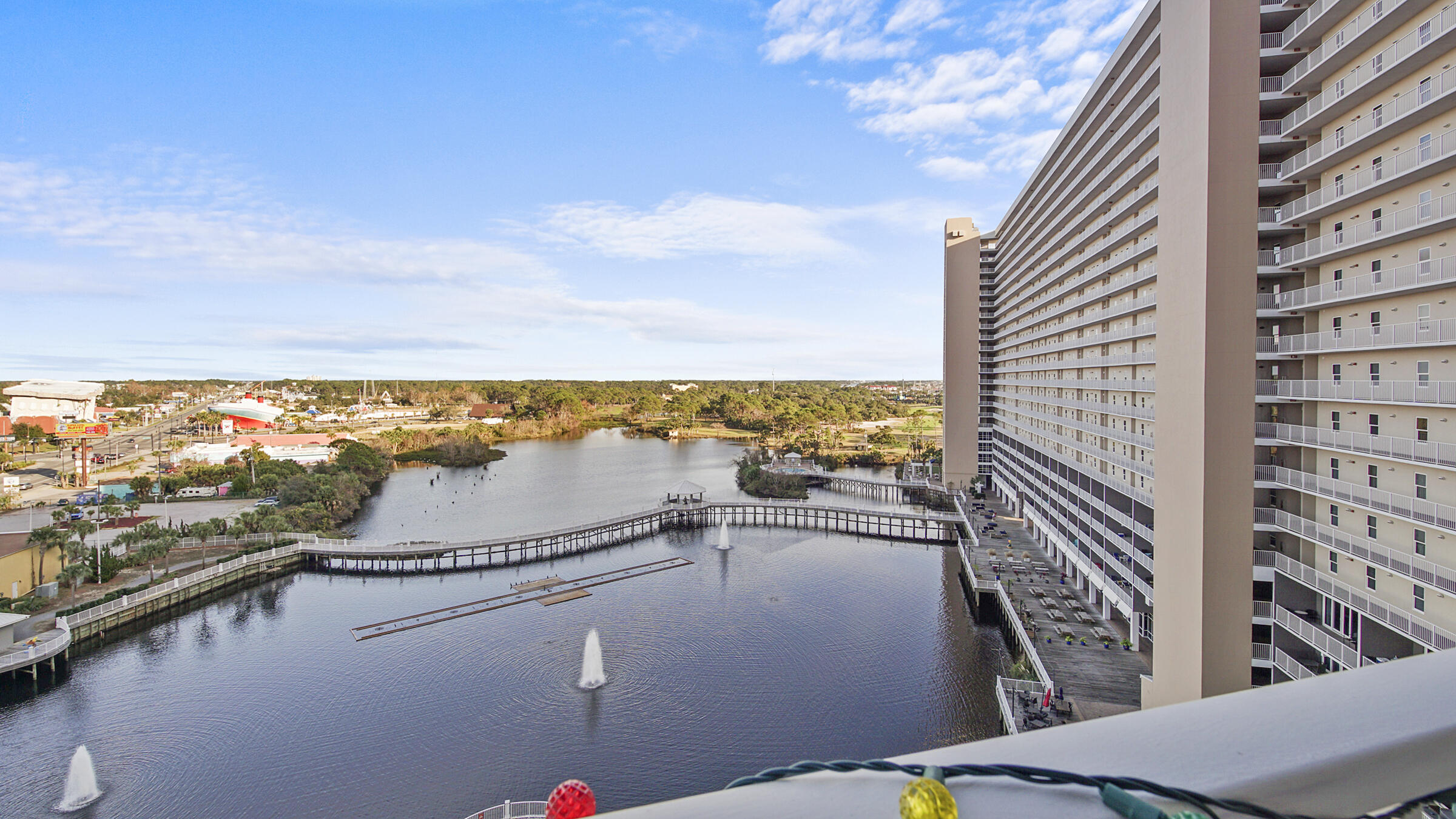 Laketown Wharf - Residential