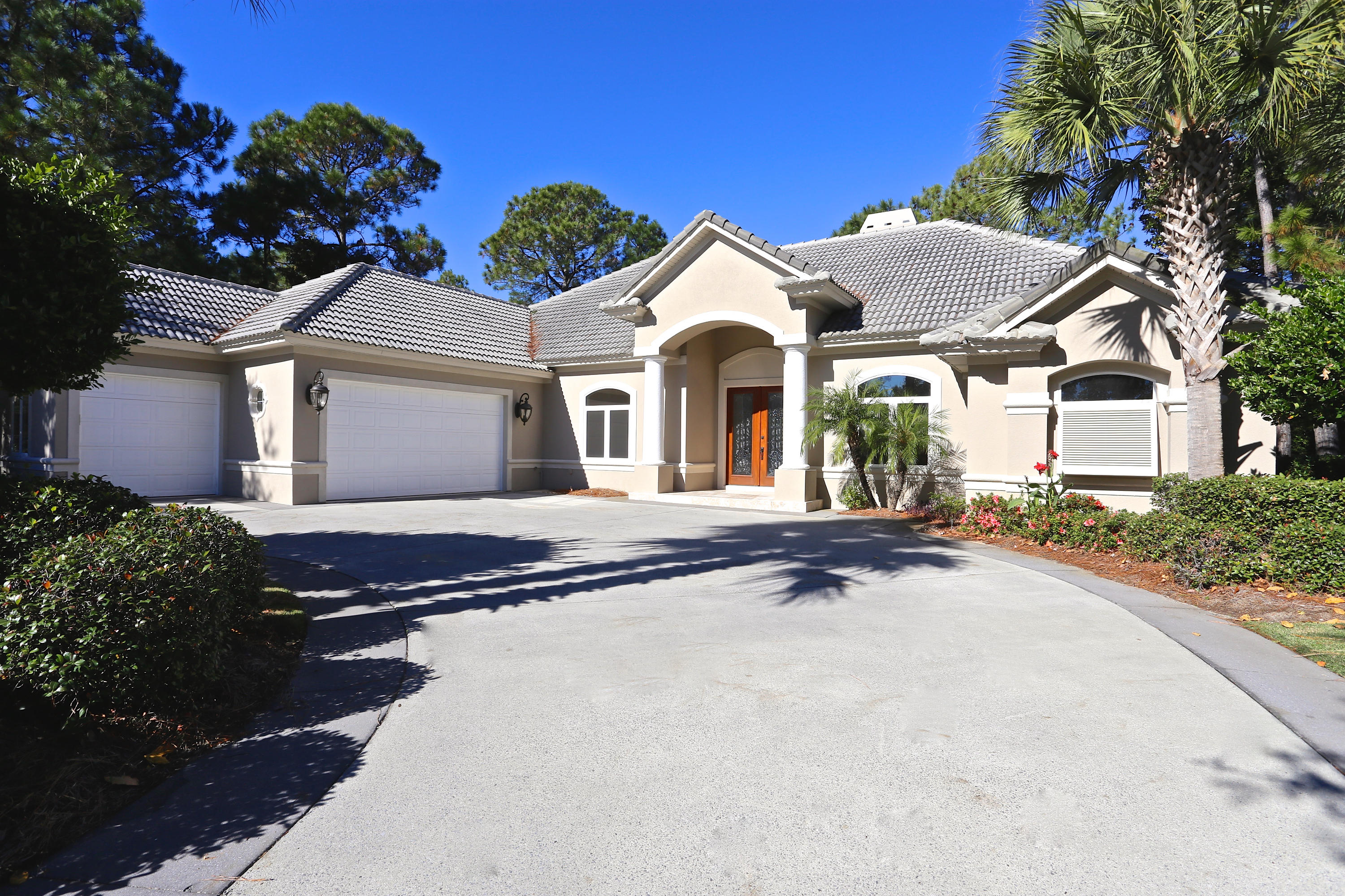 TROON DRIVE - Residential