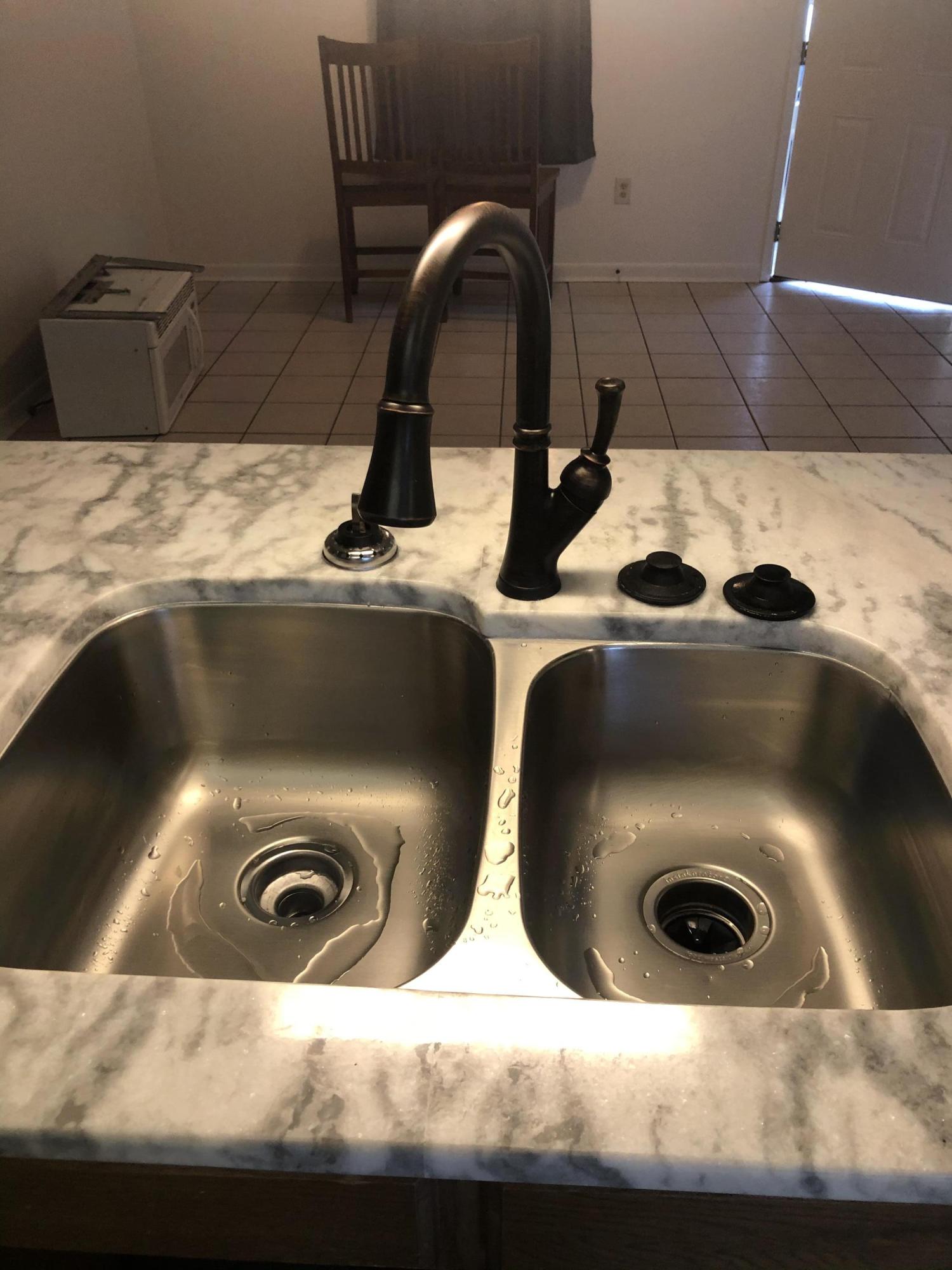 VIKING MANOR PH 1 - Residential Lease