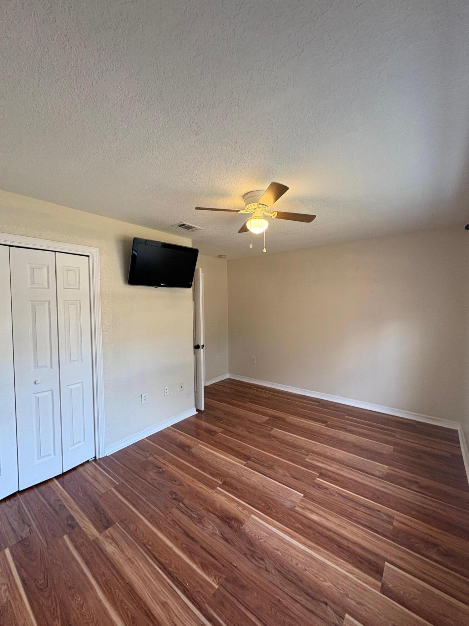 MORRIS ADDN TO CRESTVIEW - Residential Lease