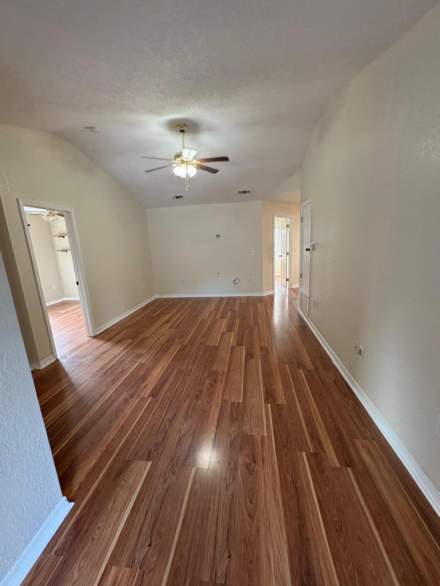 MORRIS ADDN TO CRESTVIEW - Residential Lease