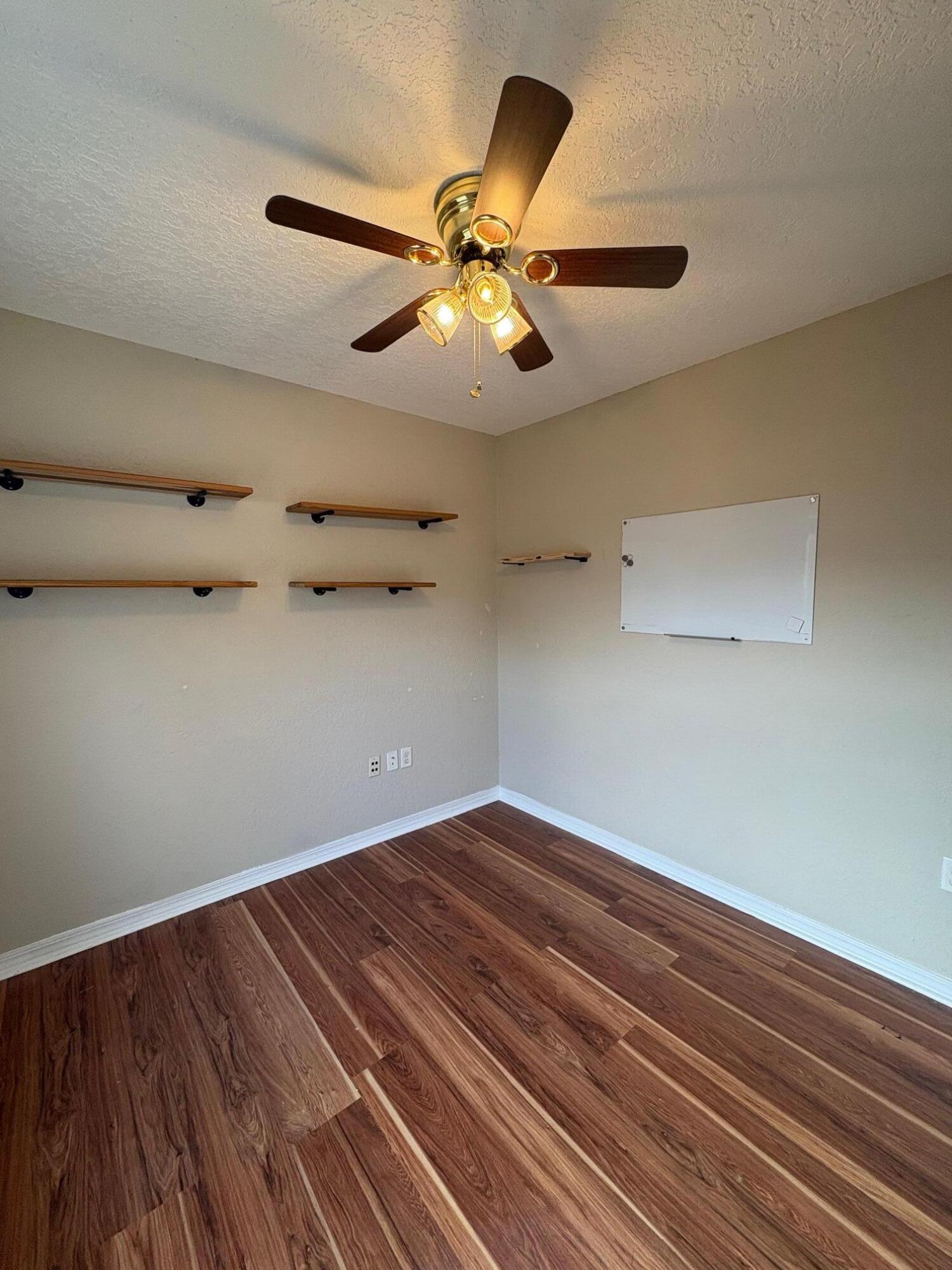 MORRIS ADDN TO CRESTVIEW - Residential Lease