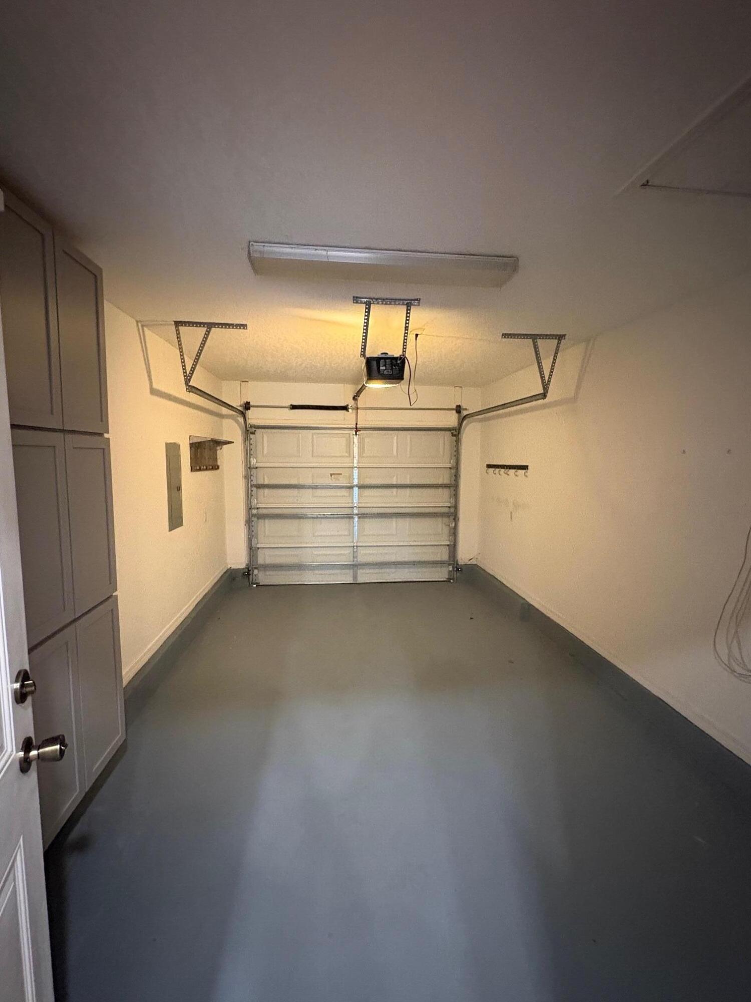 MORRIS ADDN TO CRESTVIEW - Residential Lease