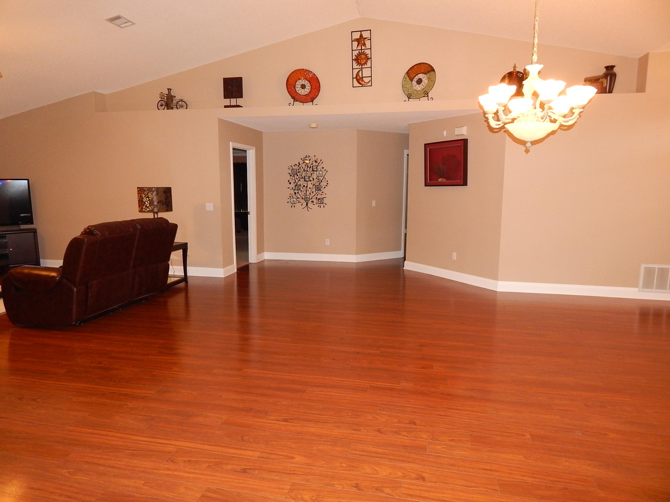 CHEROKEE BEND S/D - Residential