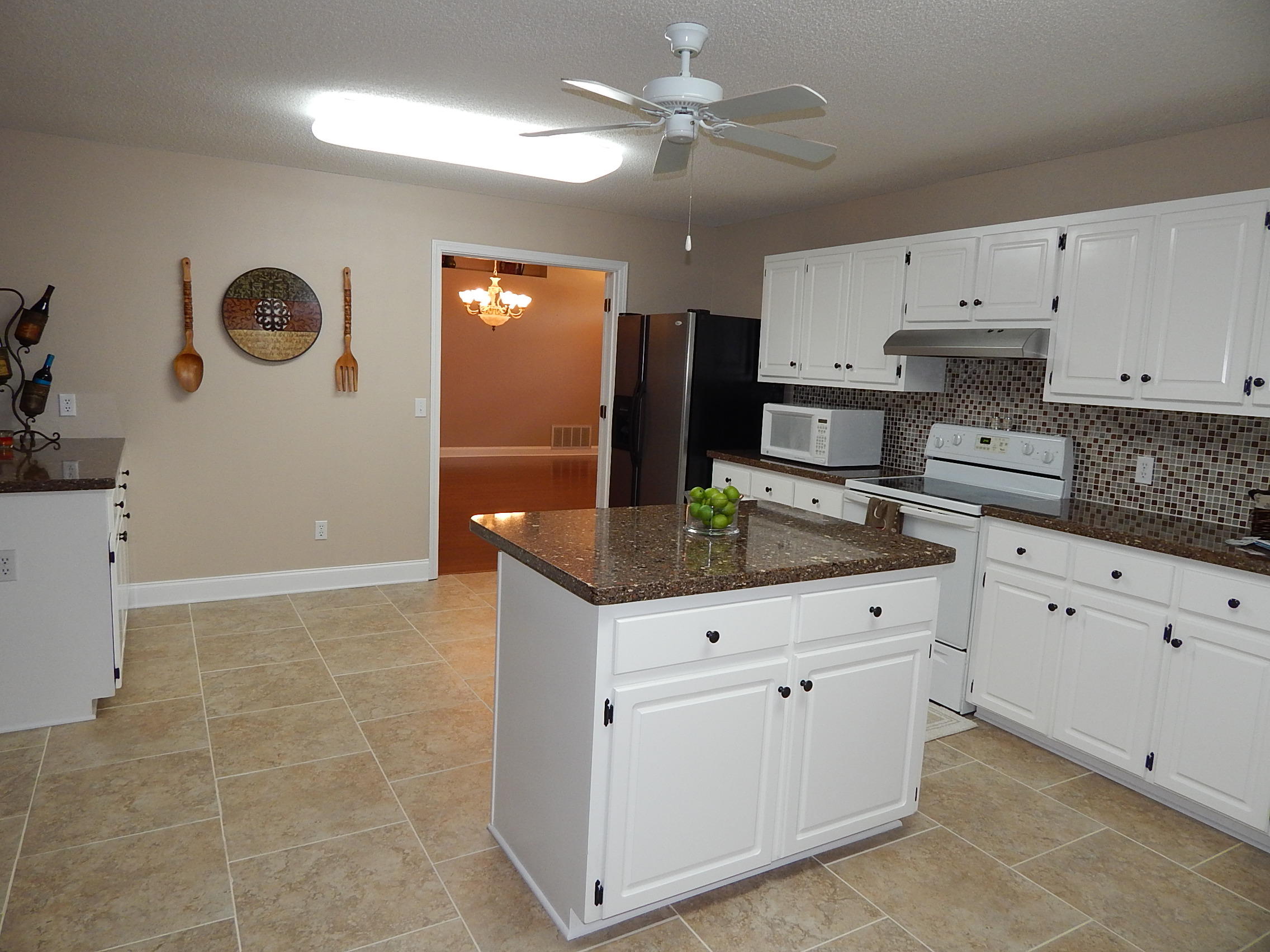 CHEROKEE BEND S/D - Residential