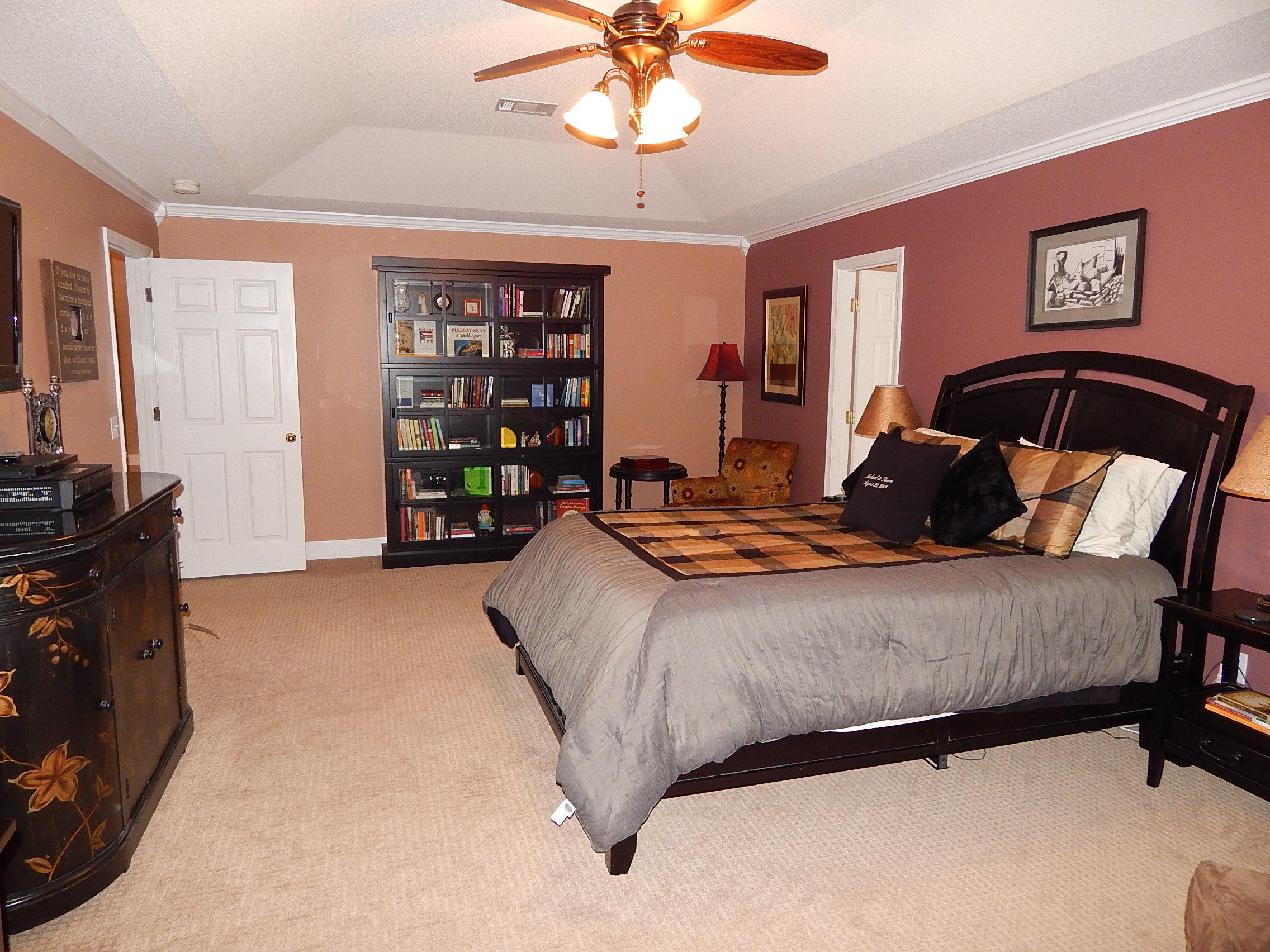 CHEROKEE BEND S/D - Residential