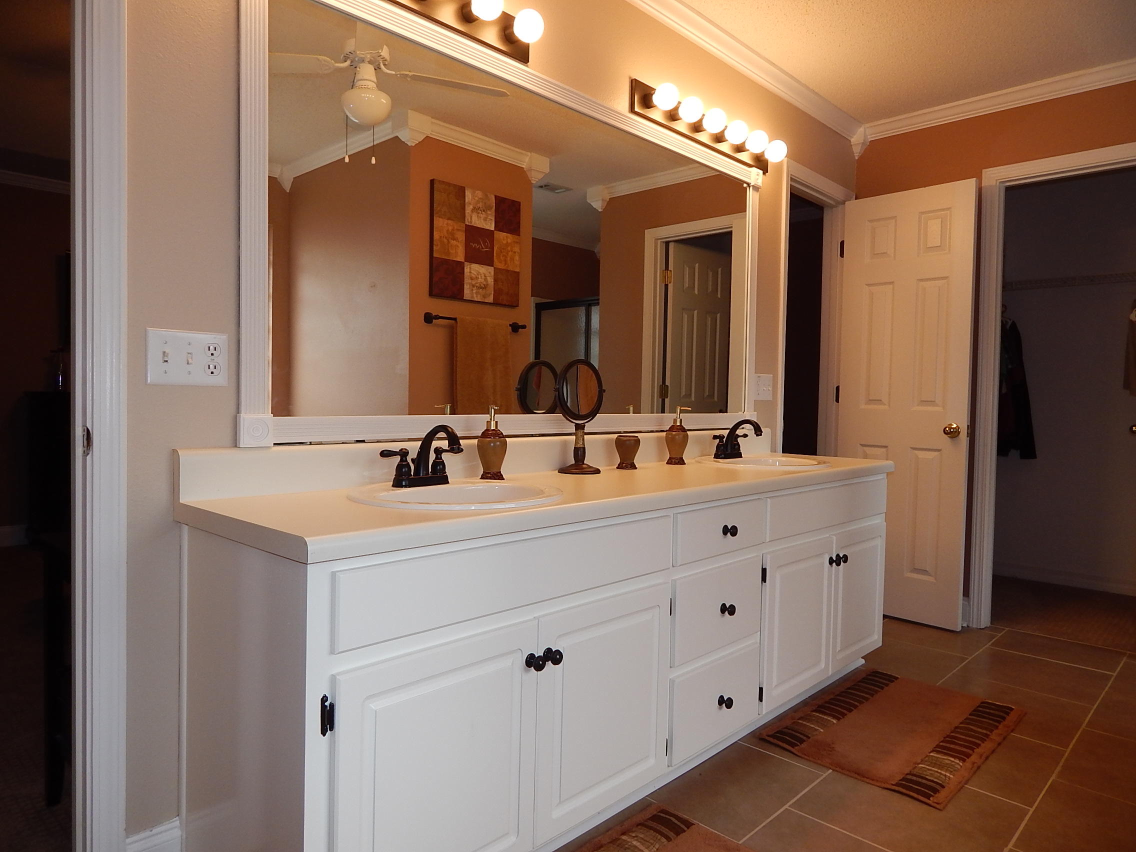 CHEROKEE BEND S/D - Residential