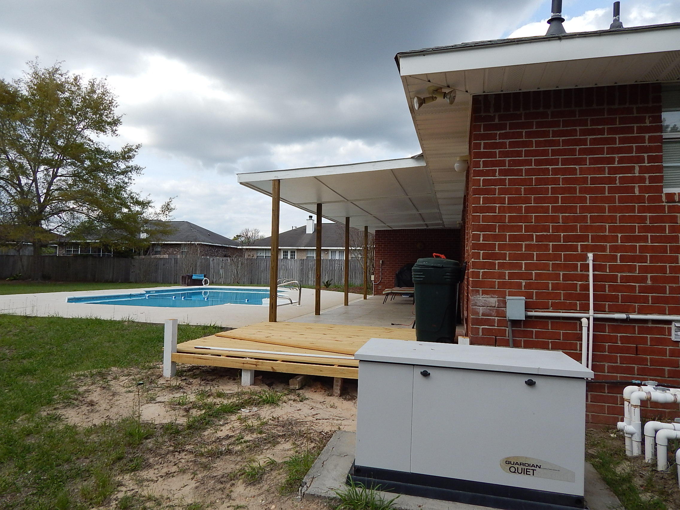 CHEROKEE BEND S/D - Residential