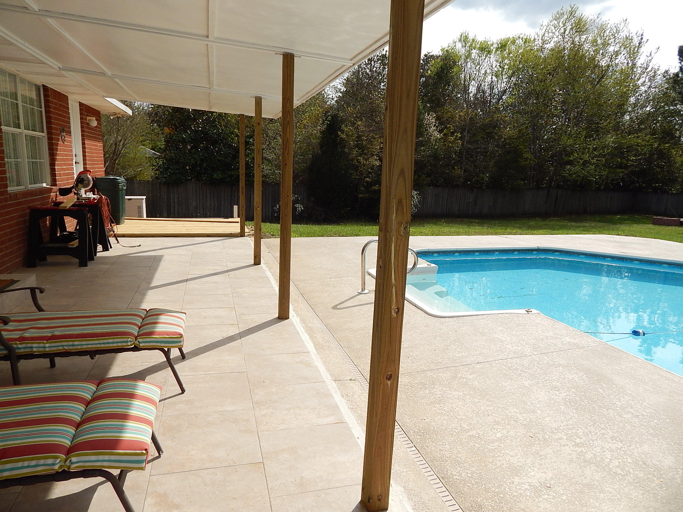 CHEROKEE BEND S/D - Residential