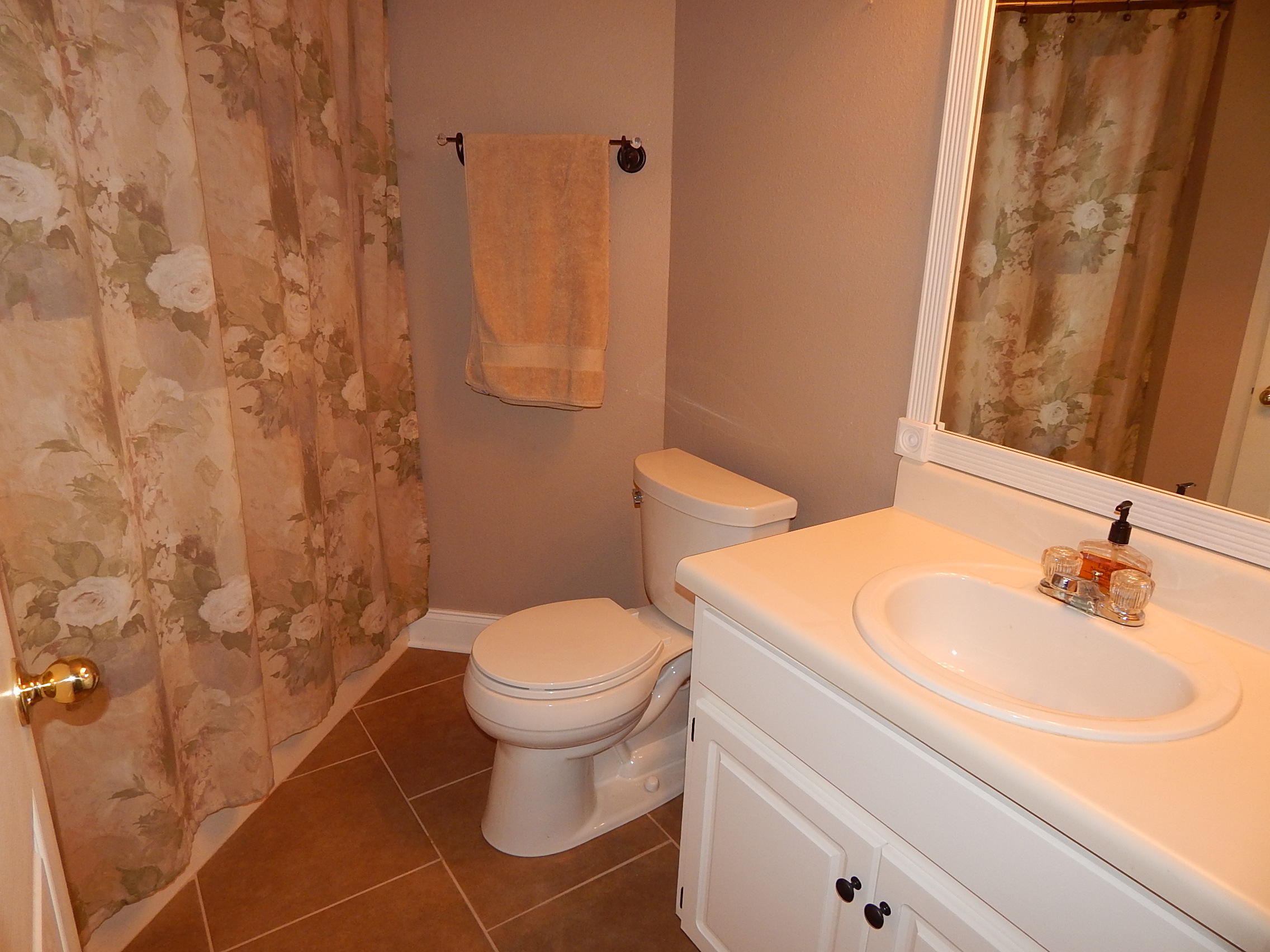 CHEROKEE BEND S/D - Residential