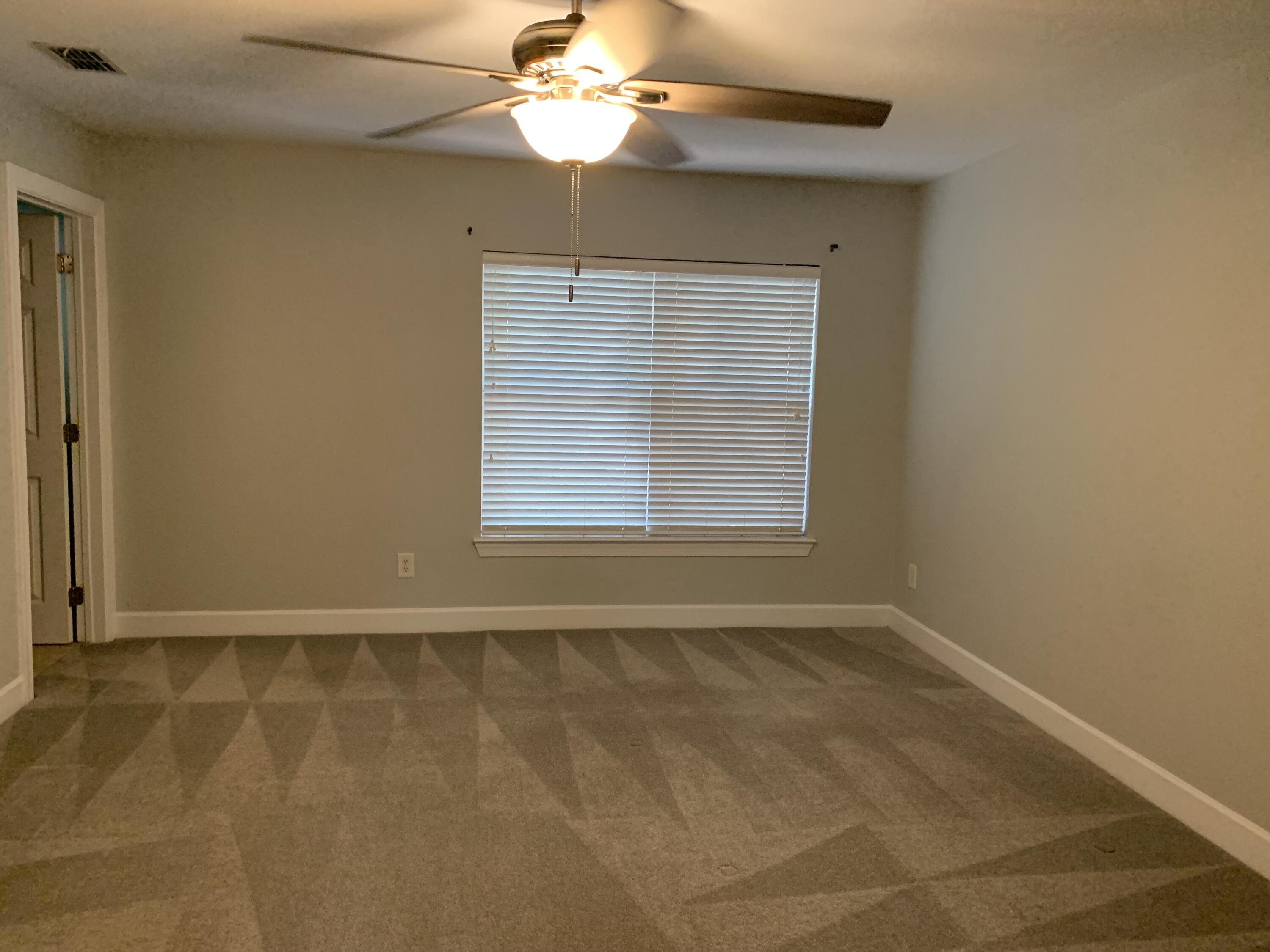 EAGLE BAY - Residential Lease