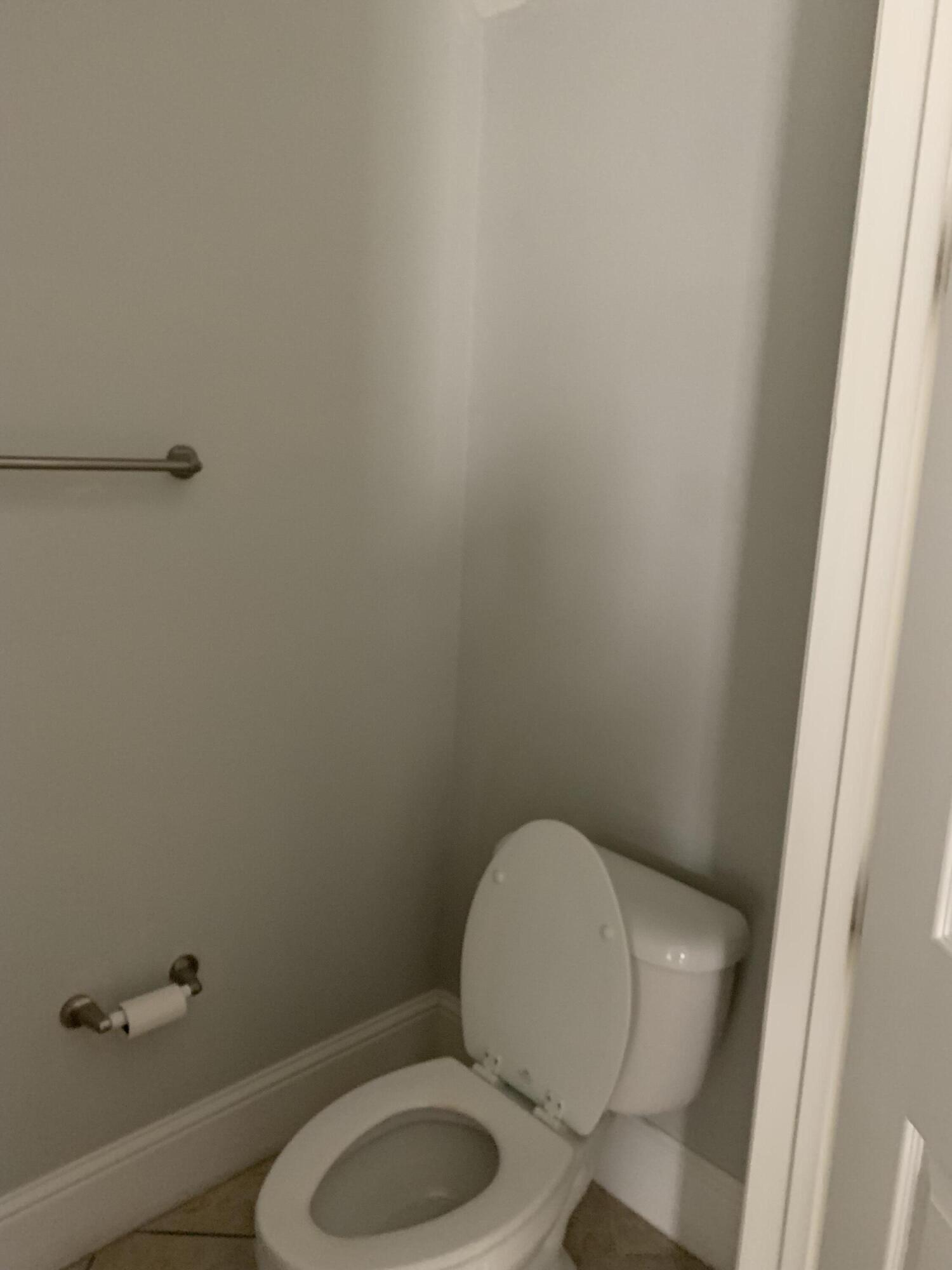 EAGLE BAY - Residential Lease