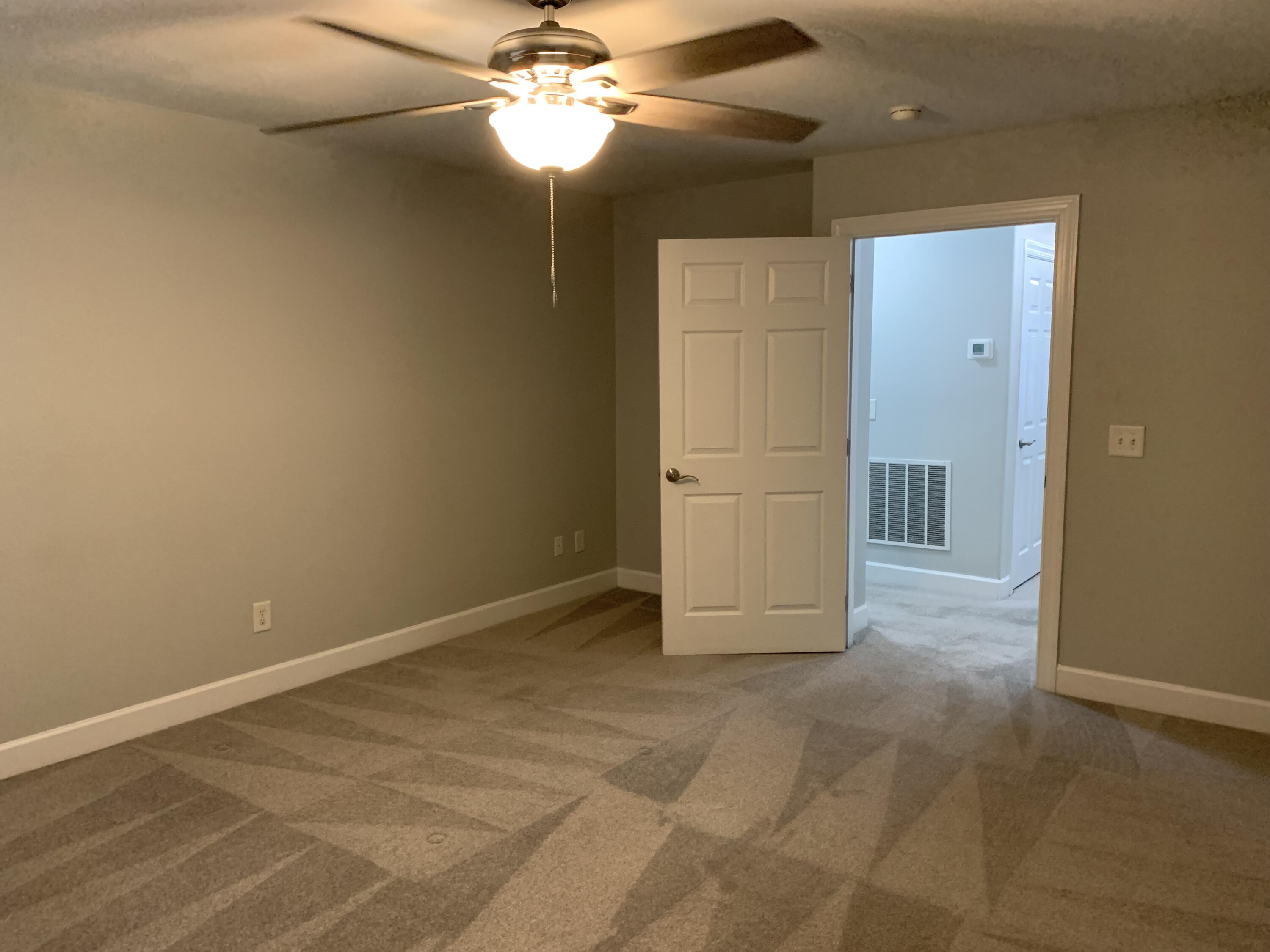 EAGLE BAY - Residential Lease