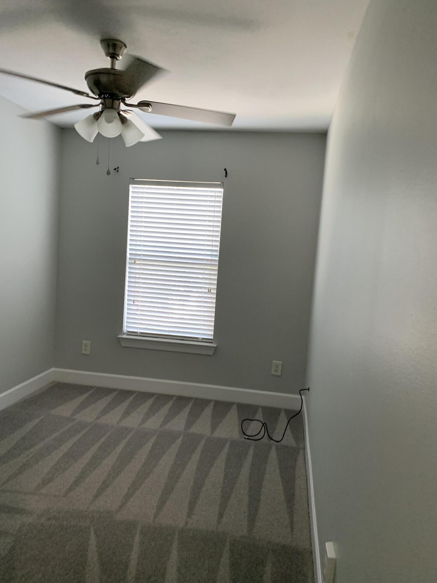 EAGLE BAY - Residential Lease