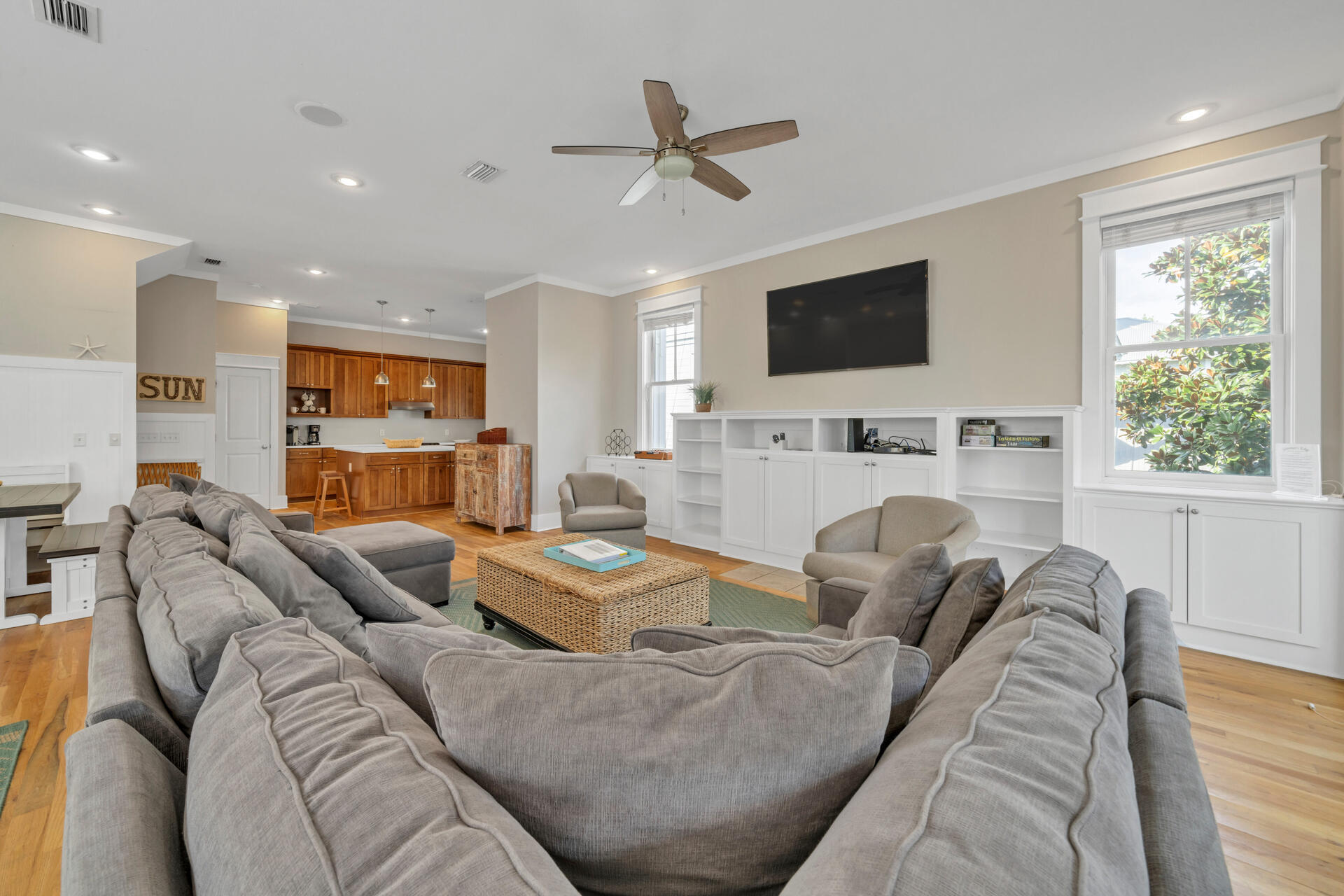 SUMMER'S EDGE - Residential