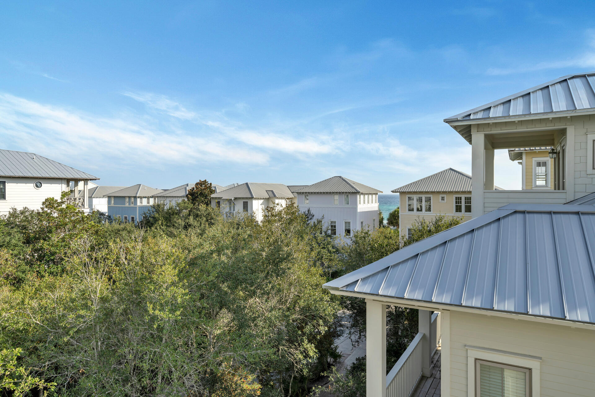 SUMMER'S EDGE - Residential
