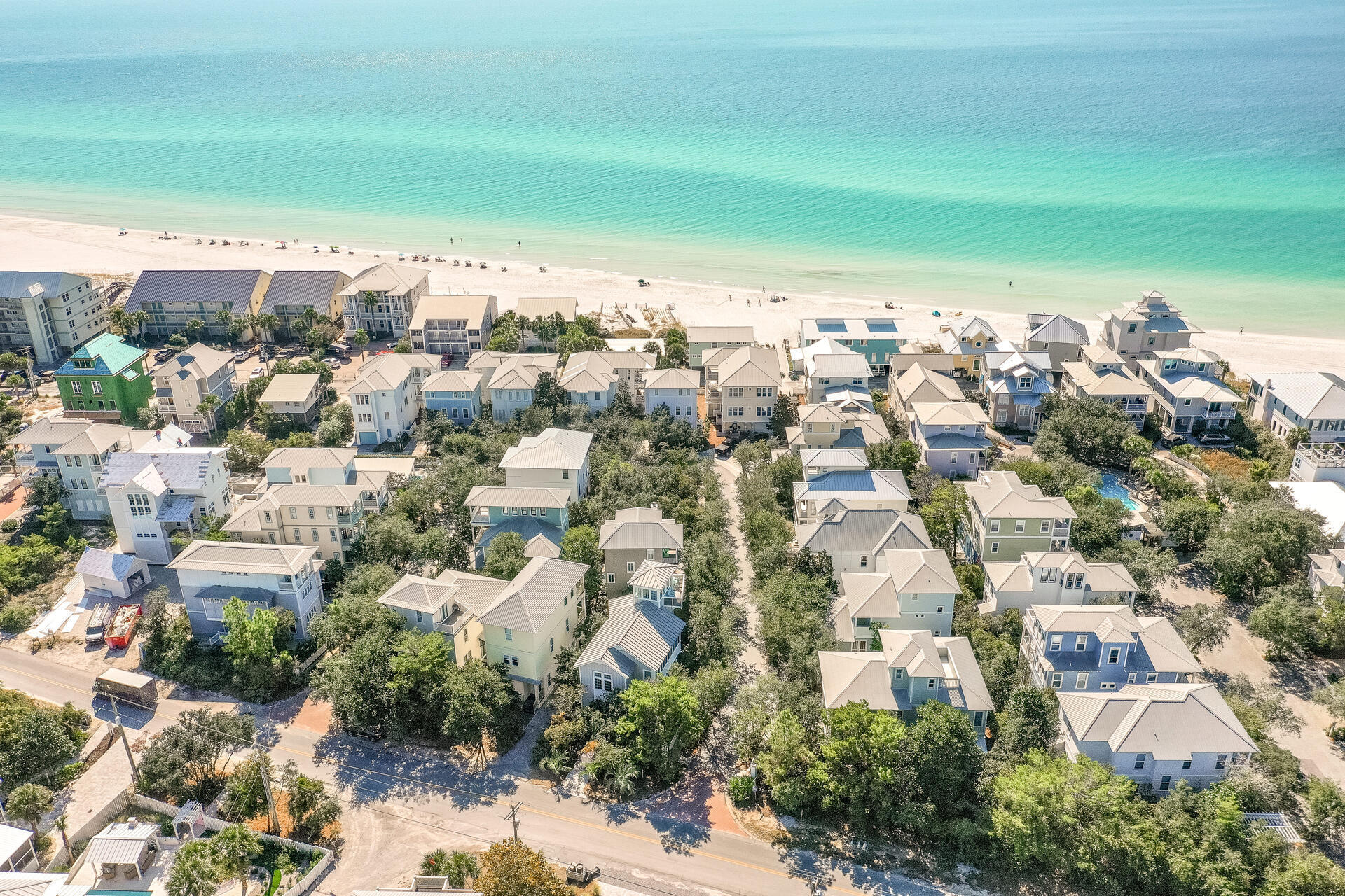SUMMER'S EDGE - Residential