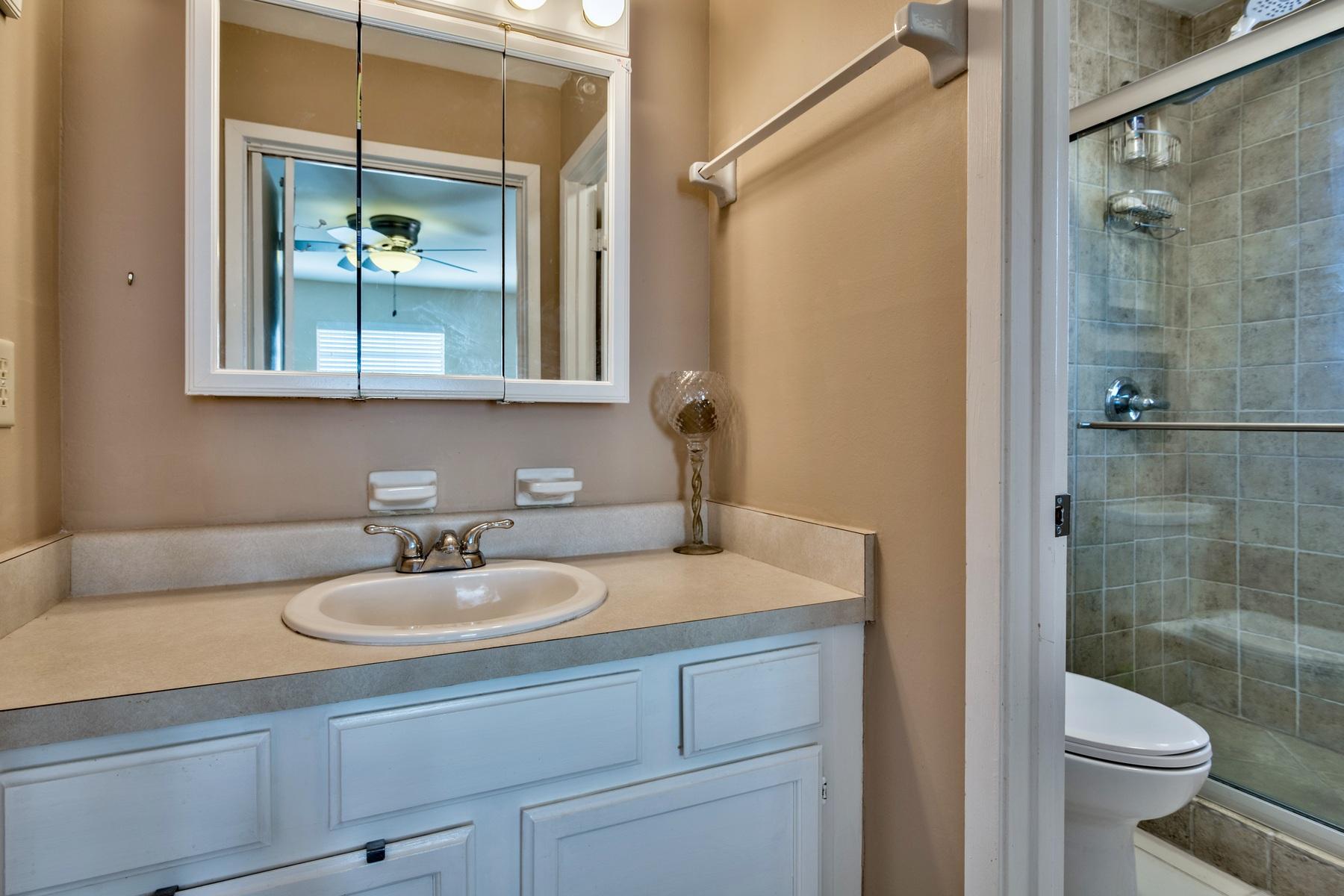 CRYSTAL BEACH - Residential