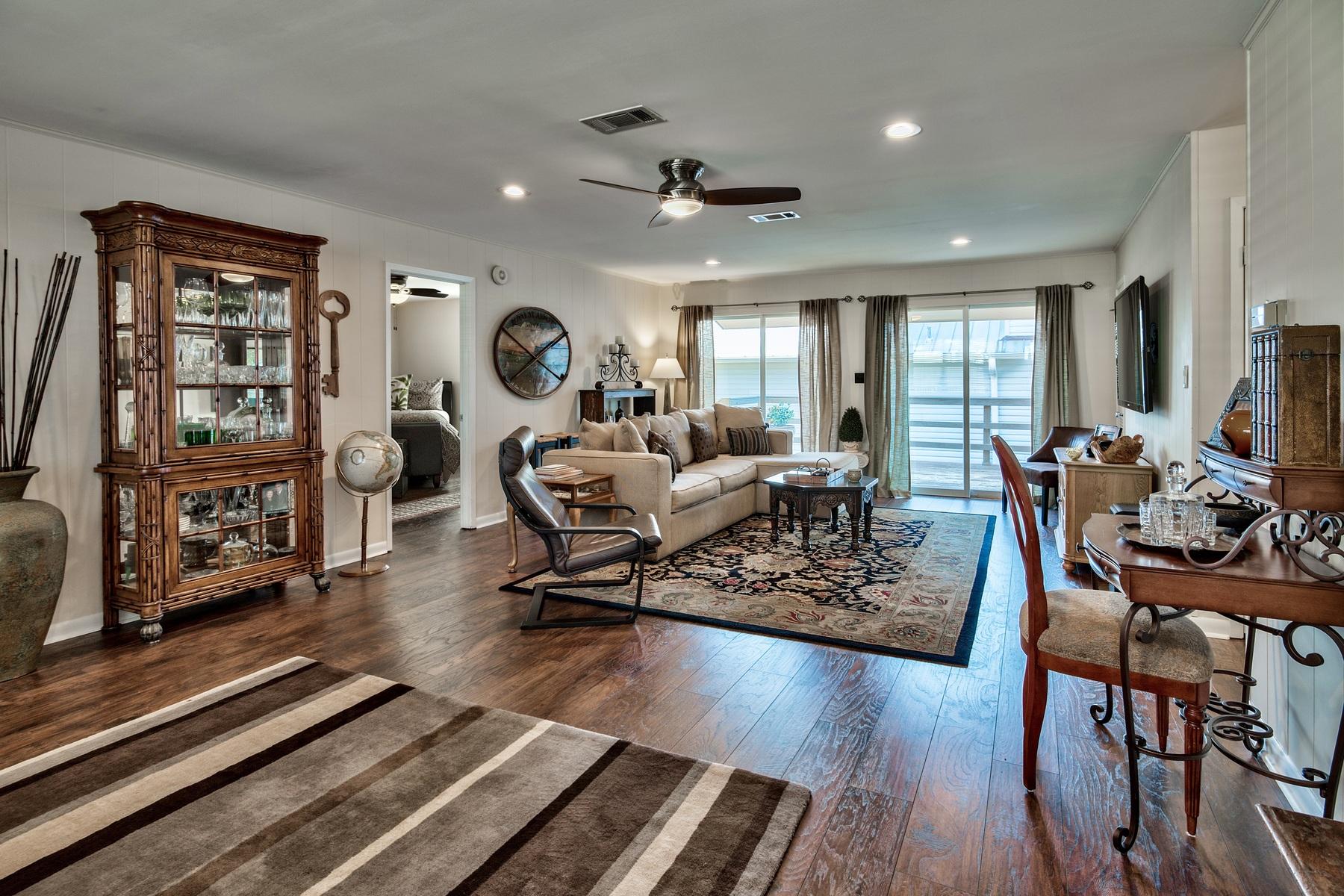 CRYSTAL BEACH - Residential