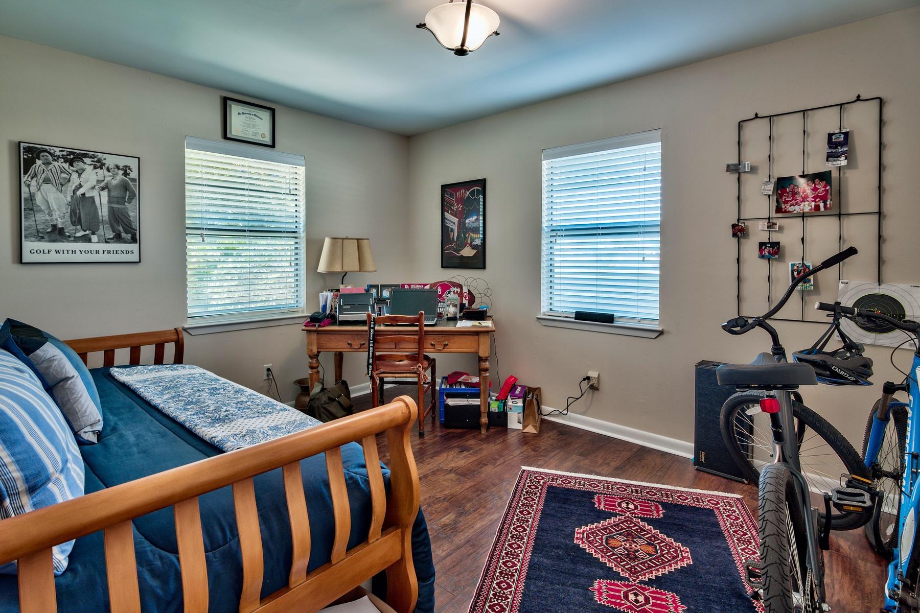 CRYSTAL BEACH - Residential